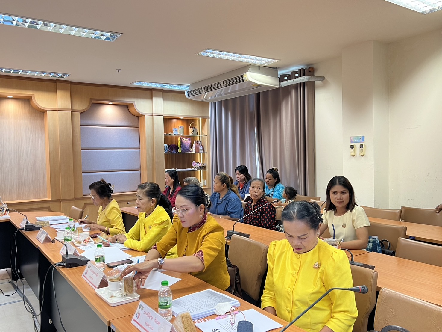 พช.ขอนแก่น : ประชุมคณะทำงานขับเคลื่อนกองทุนพัฒนาบทบาทสตรีจังหวัดขอนแก่น ครั้งที่ 8/2567