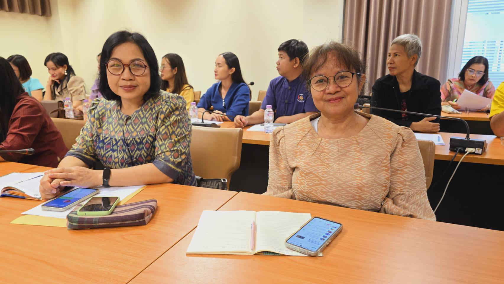 พช.ขอนแก่น : ร่วมประชุมชี้แจงการตรวงสอบและปรับปรุงข้อมูลการลงทะเบียนผู้ผลิต ผู้ประกอบการ OTOP และผู้ประกอบการ OTOP ชวนชิมในระบบ OTOP Big Data