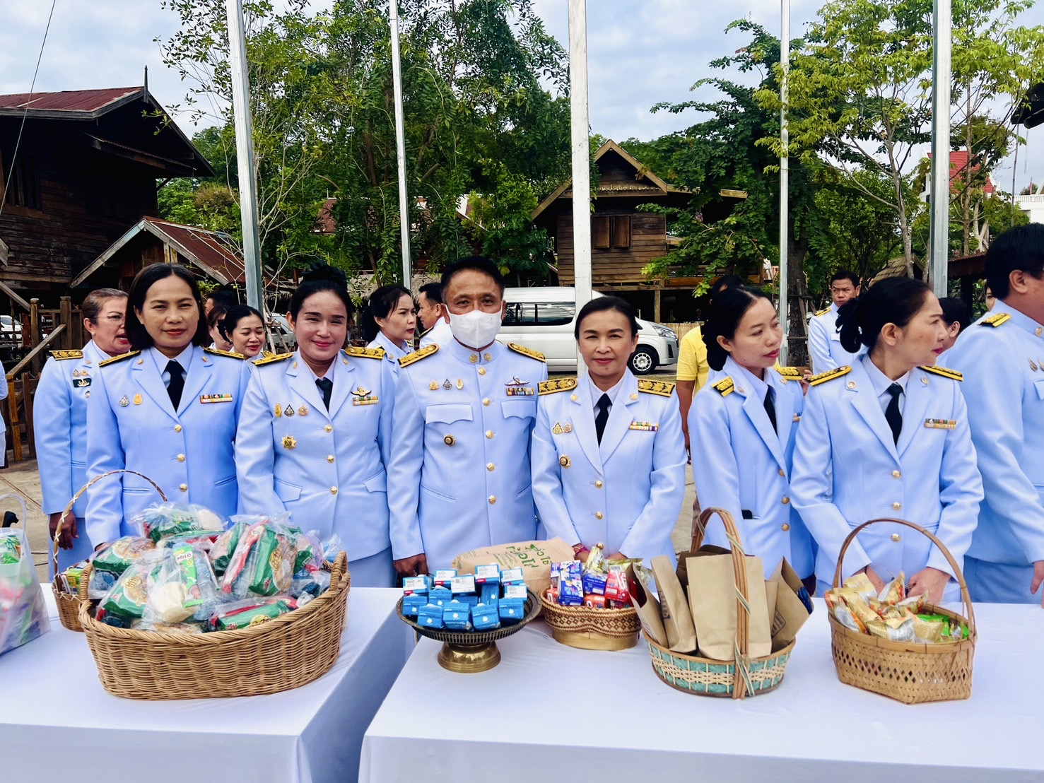 จังหวัดขอนแก่น : จัดกิจกรรมน้อมรำลึกในพระมหากรุณาธิคุณ พิธีสวดพระพุทธมนต์ถวายเป็นพระราชกุศล และวางพวงมาลาถวายราชสักการะเนื่องในโอกาส “วันนวมินทรมหาราช”วันคล้ายวันสวรรคต พระบาทสมเด็จพระบรมชนกาธิเบศร มหาภูมิพลอดุลยเดชมหาราช บรมนาถบพิตร
