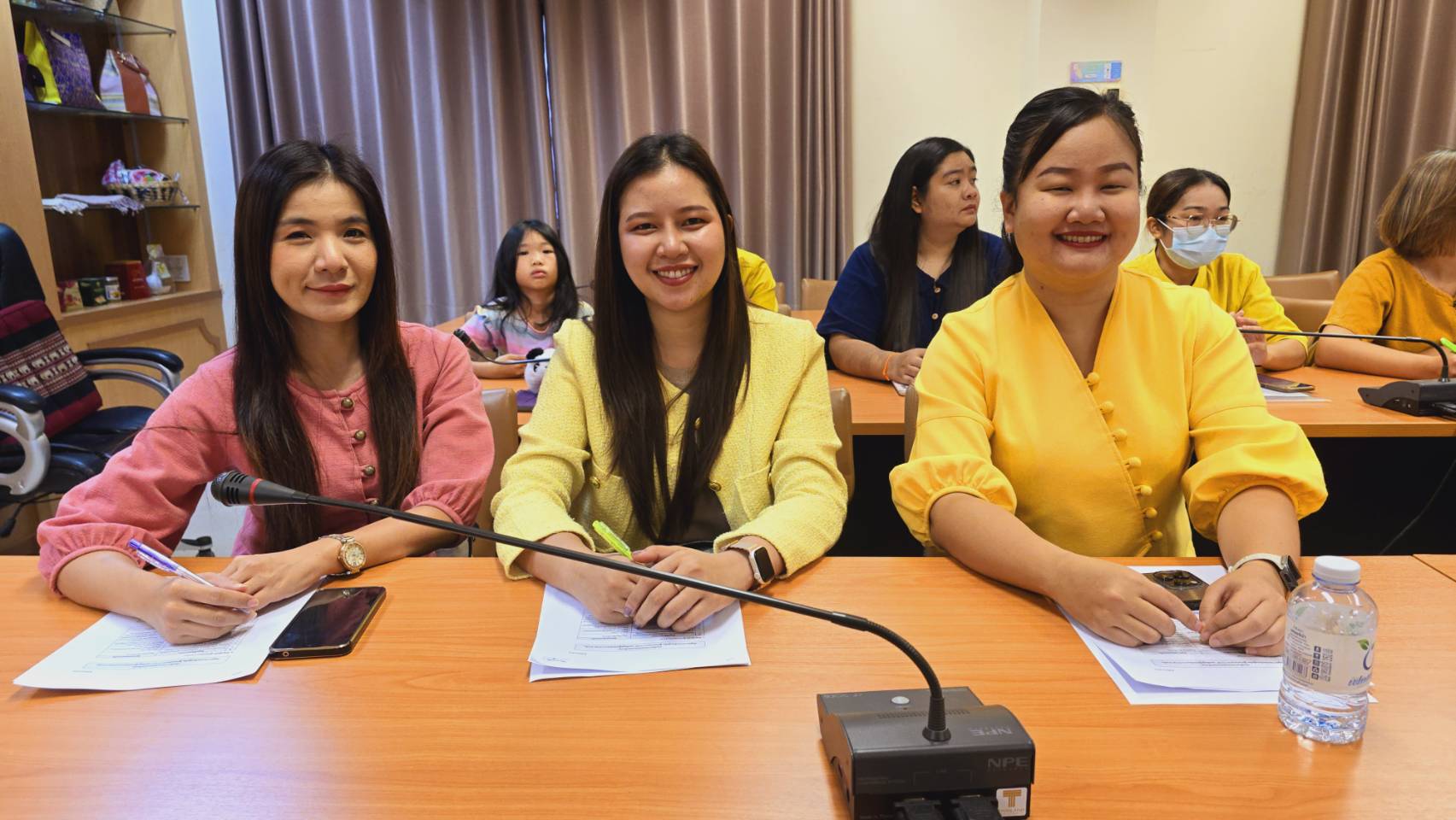 พช.ขอนแก่น : ร่วมประชุมชี้แจงการตรวงสอบและปรับปรุงข้อมูลการลงทะเบียนผู้ผลิต ผู้ประกอบการ OTOP และผู้ประกอบการ OTOP ชวนชิมในระบบ OTOP Big Data