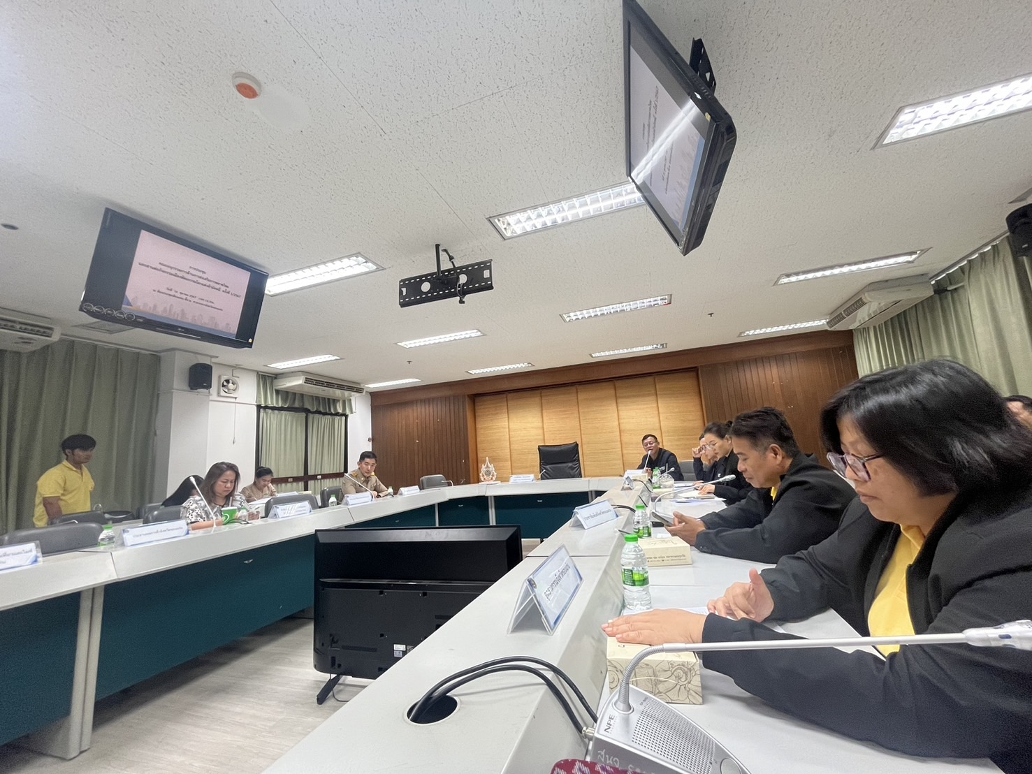 พช.ขอนแก่น : ร่วมประชุมคณะอนุกรรมการด้านการส่งเสริมการตลาดไหมและสานต่อกิจกรรม เมืองหัตถกรรมโลกแห่งผ้ามัดหมี่ ครั้งที่ 1/2567