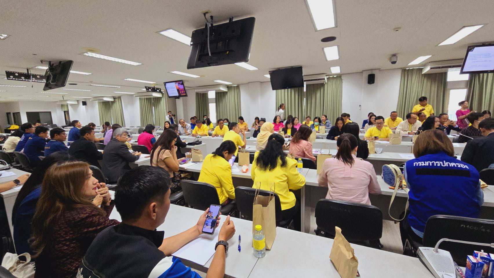 พช.ขอนแก่น : ร่วมประชุมคณะกรรมการและอนุกรรมการจัดงานเทศกาลไหมนานาชาติ ประเพณีผูกเสี่ยวงานกาชาดจังหวัดขอนแก่น และงานขอนแก่นซอฟต์พาวเวอร์ ประจำปี 2567