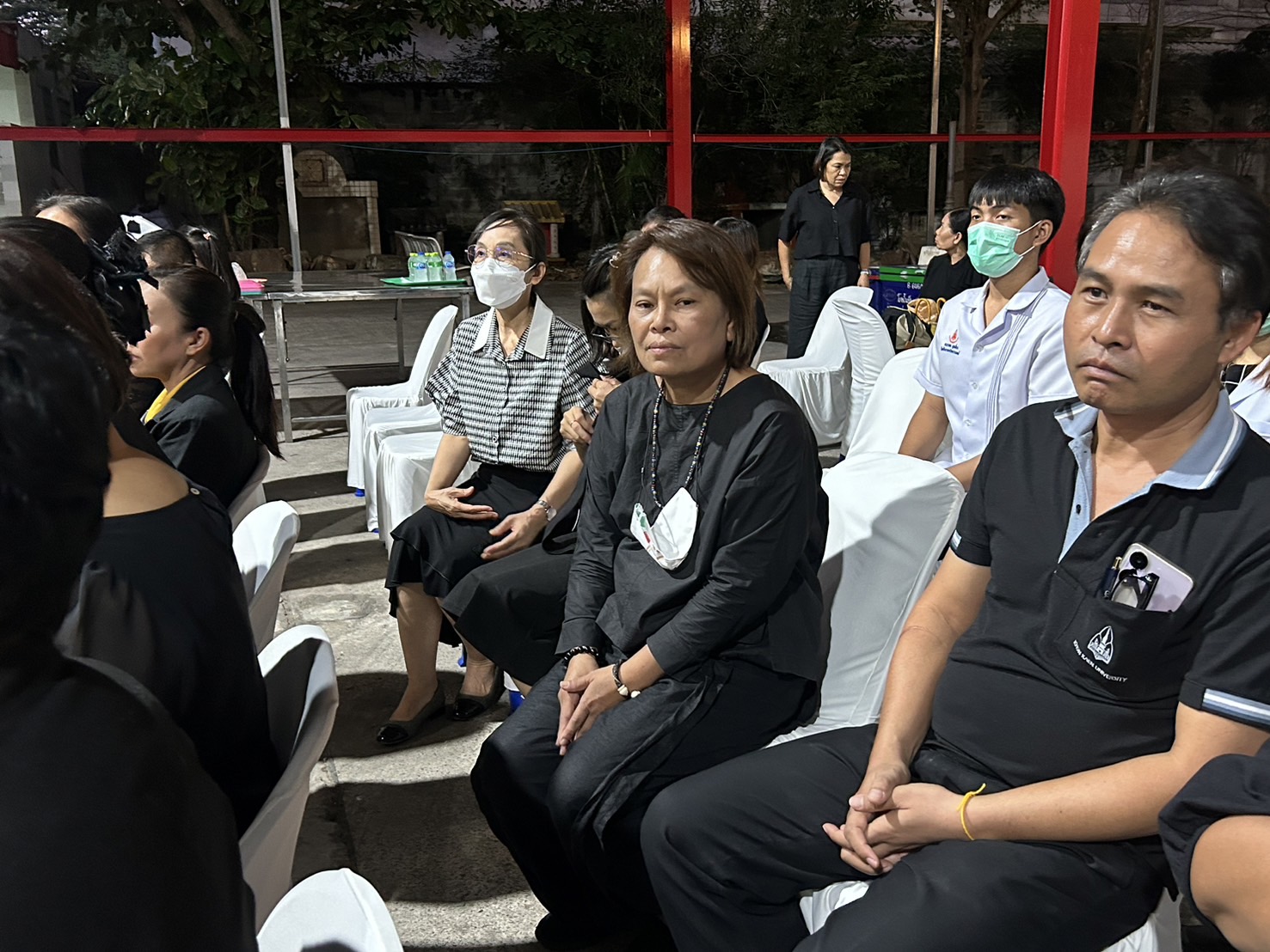 พช.ขอนแก่น : ร่วมฟังสวดอภิธรรมศพ นายเจียมศักดิ์ จันทร์โยธา สามี คุณเพลินพิศ โตคีรี ประธานเครือข่าย OTOP อำเภอหนองสองห้อง