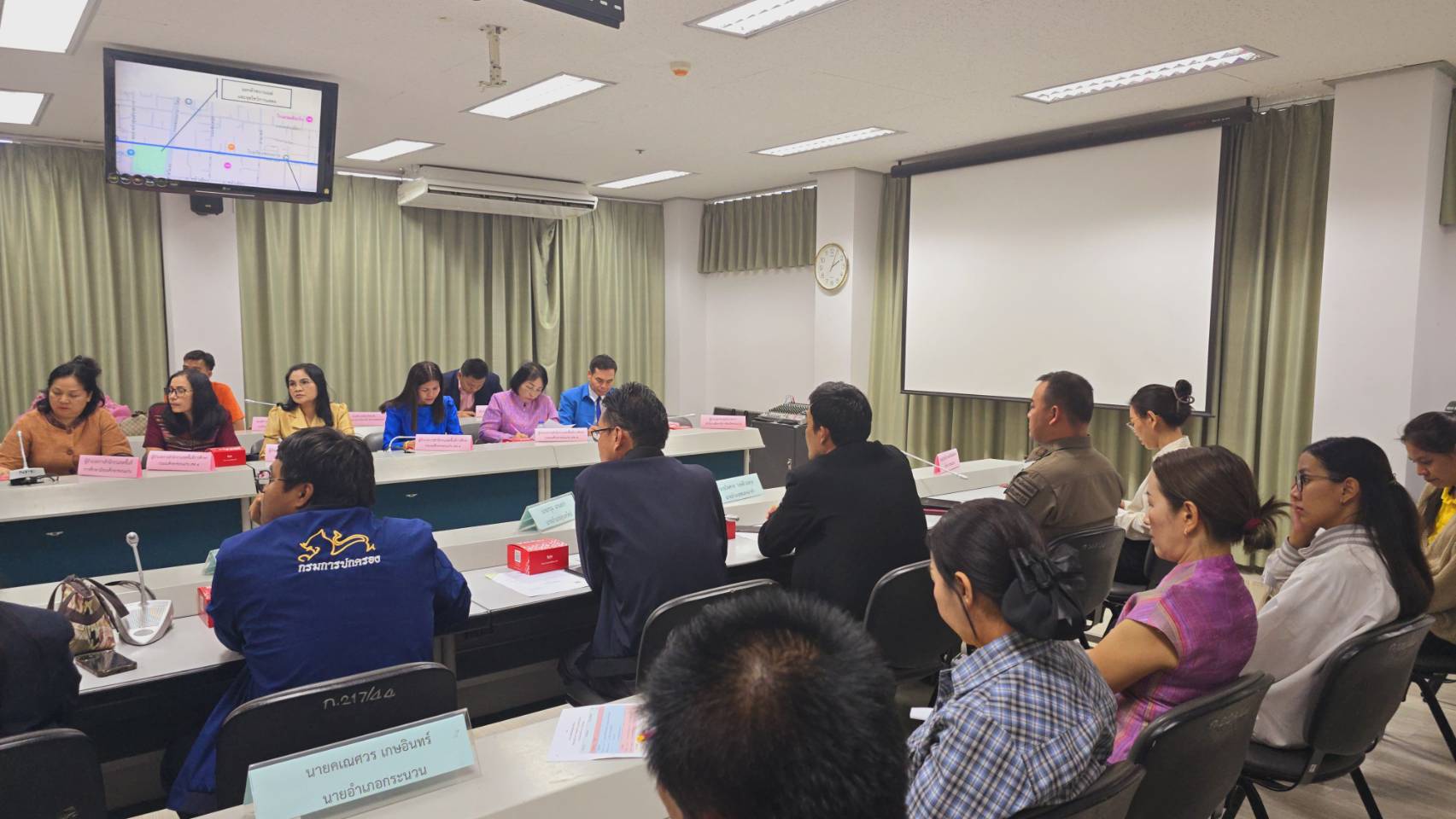พช.ขอนแก่น : ร่วมประชุมคณะอนุกรรมการด้านการจัดขบวบแห่ และคณะอนุกรรมการพิธีเปิด งานเทศกาลไหมนานาชาติ ประเพณีผูกเสี่ยว งานกาชาดจังหวัดขอนแก่น และงานขอนแก่นซอฟต์พาวเวอร์ ประจำปี 2567