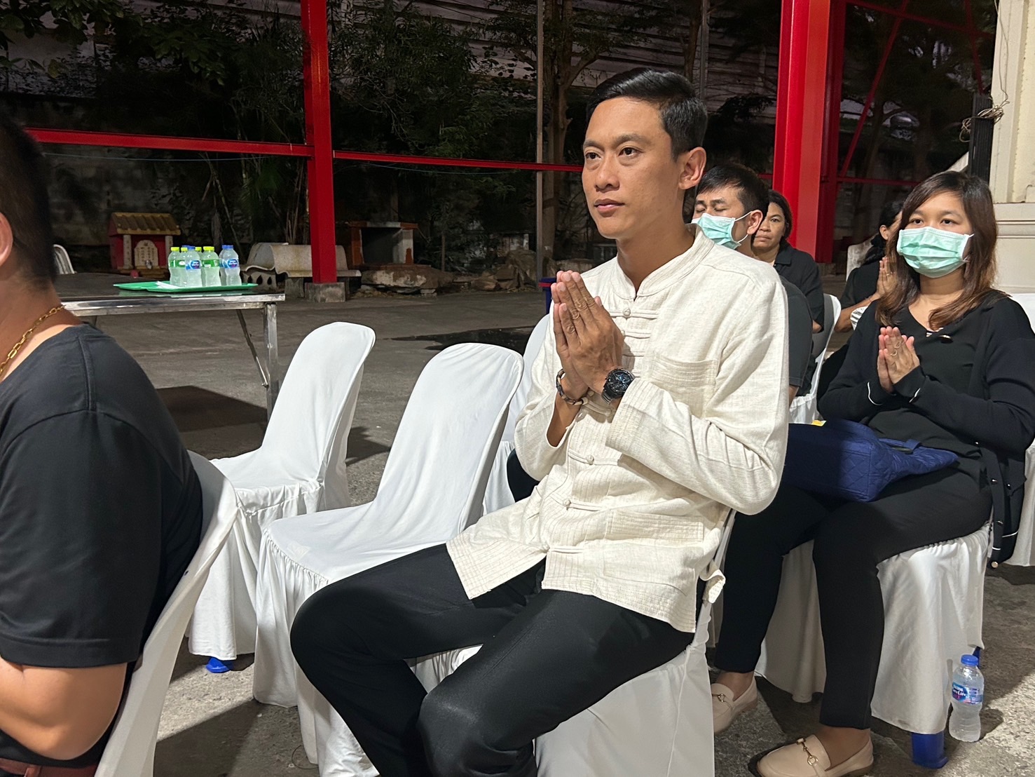 พช.ขอนแก่น : ร่วมฟังสวดอภิธรรมศพ นายเจียมศักดิ์ จันทร์โยธา สามี คุณเพลินพิศ โตคีรี ประธานเครือข่าย OTOP อำเภอหนองสองห้อง
