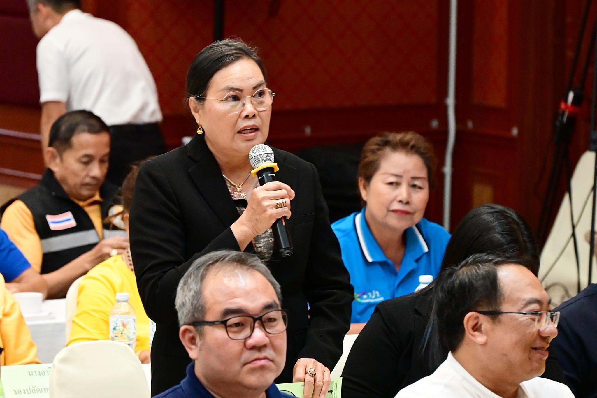 พช.ขอนแก่น ร่วมประชุมประชาคมระดับนคร เทศบาลนครขอนแก่น ครั้งที่ 2/2567