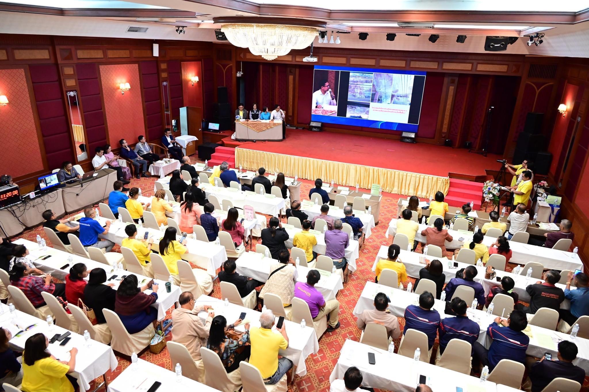 พช.ขอนแก่น ร่วมประชุมประชาคมระดับนคร เทศบาลนครขอนแก่น ครั้งที่ 2/2567