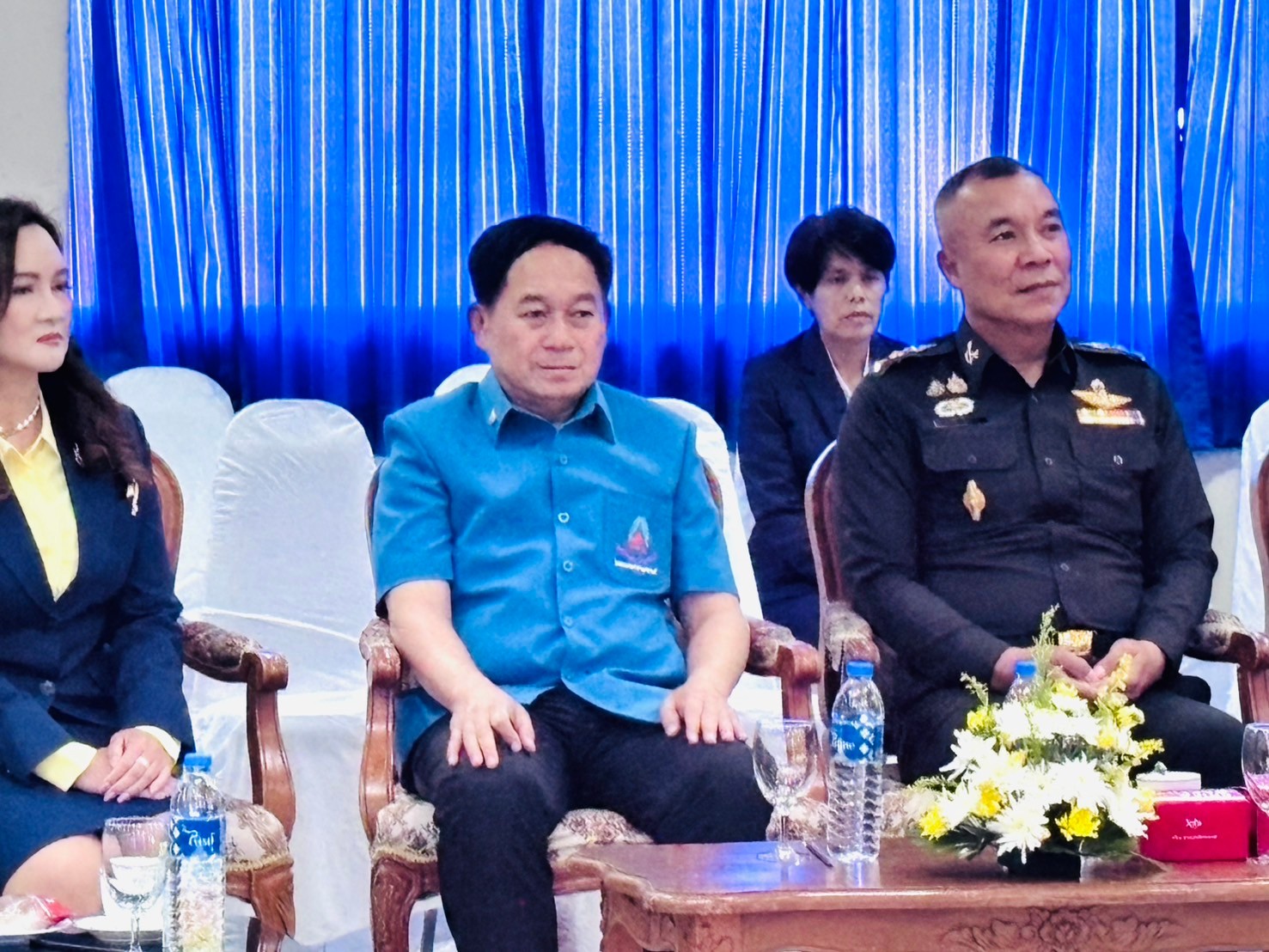 พช.ขอนแก่น : ร่วมพิธีมอบถุงยังชีพพระราชทานเพื่อการศึกษาสงเคราะห์ มูลนิธิราชประชานุเคราะห์ในพระบรมราชูปถัมภ์