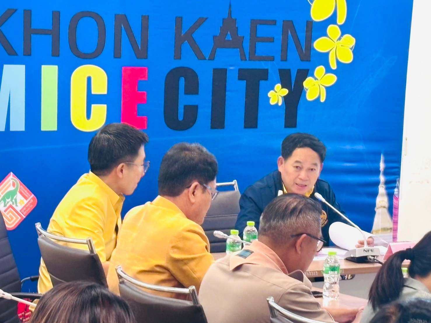 พช.ขอนแก่น : ร่วมประชุมเตรียมความพร้อมขบวนแห่ และพิธีเปิดงานเทศกาลไหมนานาชาติ ประเพณีผูกเสี่ยว งานกาชาดจังหวัดขอนแก่น และงานขอนแก่นซอฟต์พาวเวอร์ ประจำปี 2567