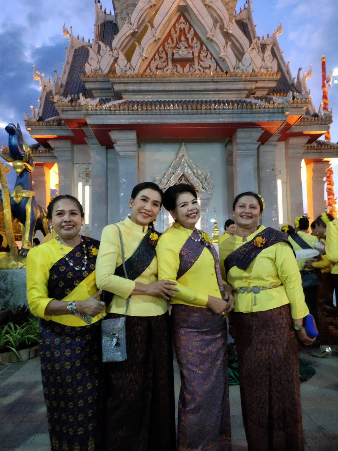 พช.ขอนแก่น : ร่วมพิธีรำบวงสรวง 10 สิ่งศักดิ์สิทธิ์คู่เมืองขอนแก่น ประจำปี 2567