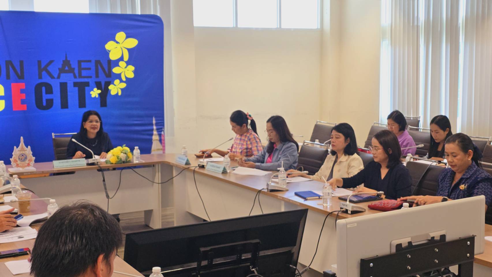 พช.ขอนแก่น : ร่วมประชุมคณะทำงานการจัดกิจกรรมเดินแฟชั่นโชว์ผ้าไหม ประจำปี พ.ศ. 2567 การจัดงานเทศกาลไหมนานาชาติ ประเพณีผูกเสี่ยว งานกาชาดจังหวัดขอนแก่น และงานขอนแก่นซอฟต์พาวเวอร์ ประจำปี 2567