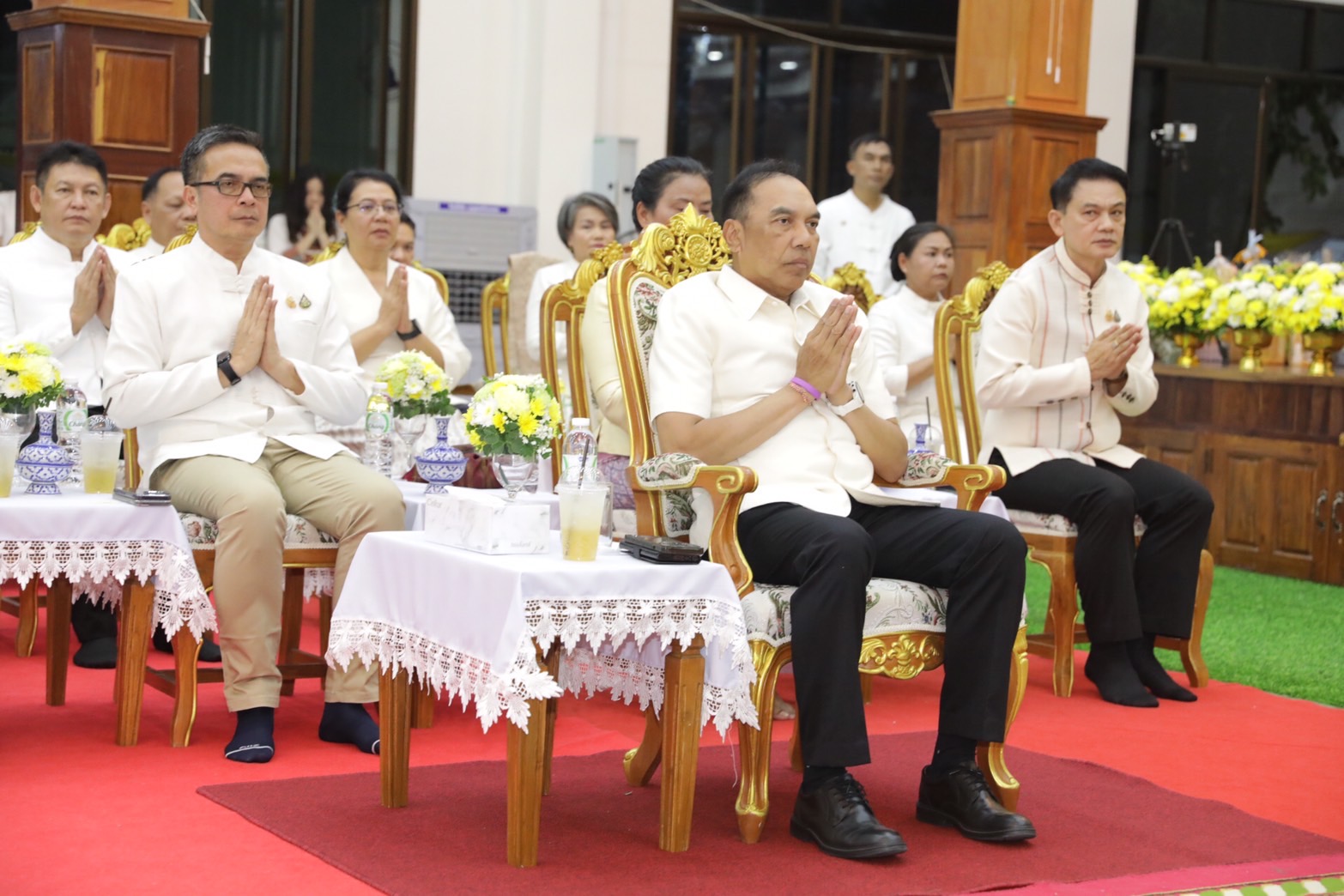 พช.ขอนแก่น : ร่วมพิธีสมโภชผ้าพระกฐินพระราชทานกรมการพัฒนาชุมชน ประจำปีพุทธศักราช 2567 ณ วัดศรีสุทธาวาส พระอารามหลวง (วัดเลยหลง) ตำบลกุดป่อง อำเภอเมืองเลย จังหวัดเลย