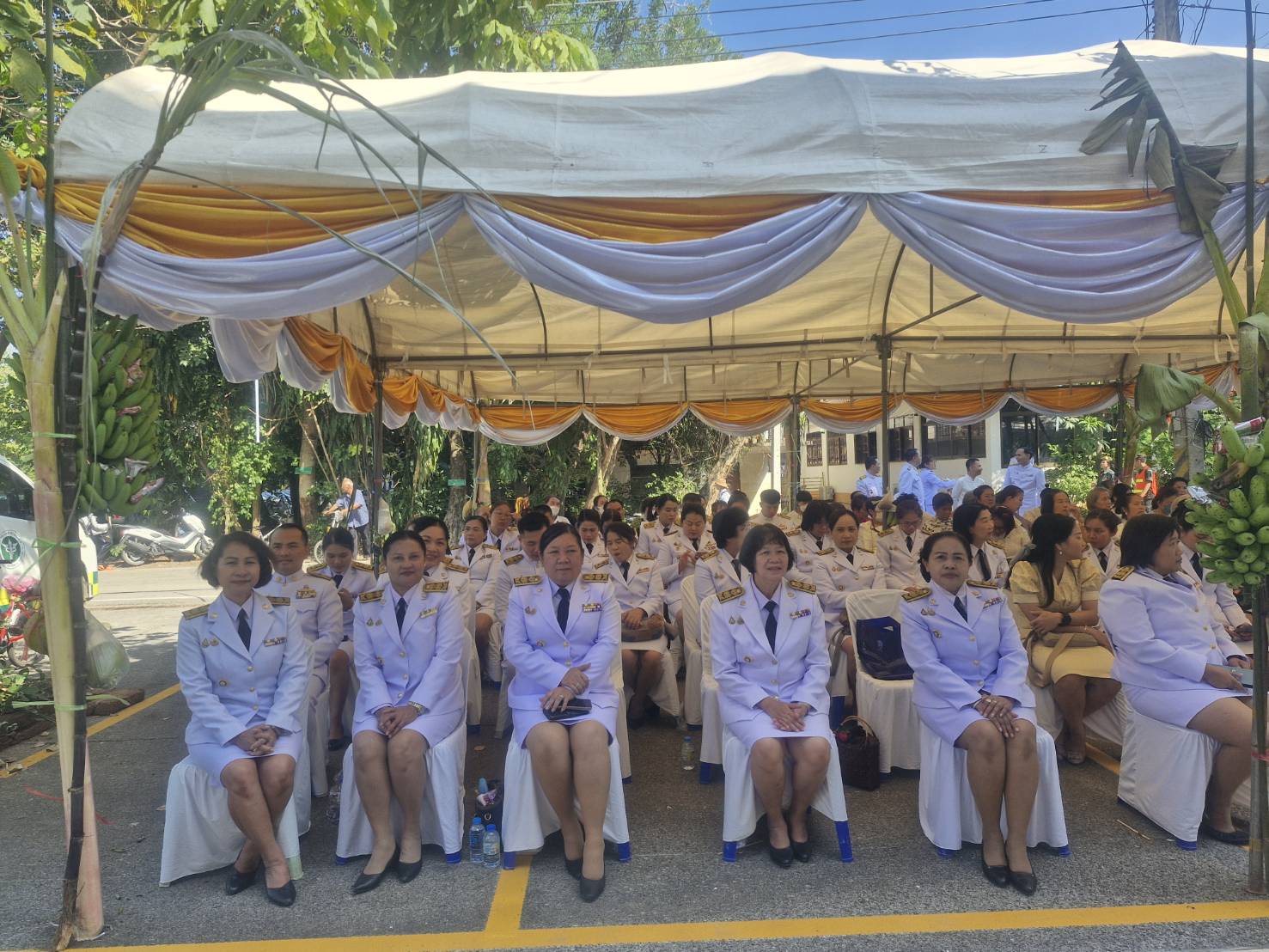 พช.ขอนแก่น : ร่วมพิธีพระราชทานผ้าพระกฐิน ประจำปี พ.ศ. 2567 ให้กรมการพัฒนาชุมชนทอดถวาย ณ วัดศรีสุทธาวาส พระอารามหลวง (วัดเลยหลง) ตำบลกุดป่อง อำเภอเมืองเลย จังหวัดเลย