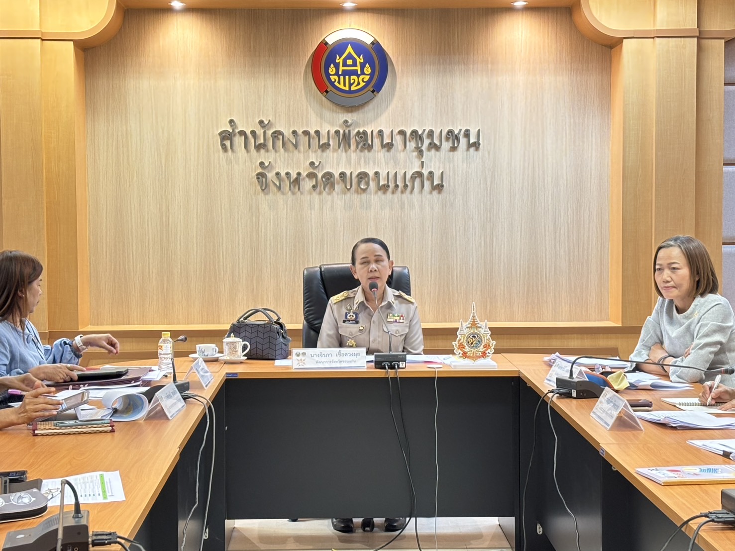 พช.ขอนแก่น : พัฒนาการจังหวัดขอนแก่น ประชุมทีมงานสำนักงานพัฒนาชุมชนจังหวัดขอนแก่น มอบนโยบายการปฏิบัติงาน เพื่อสานพลังขับเคลื่อนงานพัฒนาชุมชน 2568 ของจังหวัดขอนแก่น อย่างมีประสิทธิภาพ
