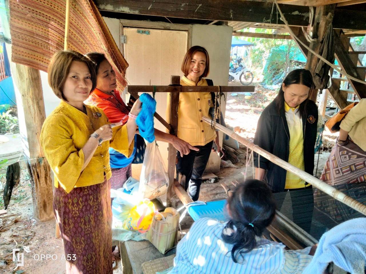 พช.ขอนแก่น : ลงพื้นที่ติดตามสนับสนุนการดำเนินงาน การบริหารจัดการหนี้ค้างชำระกองทุนพัฒนาบทบาทสตรี อำเภอแวงน้อย