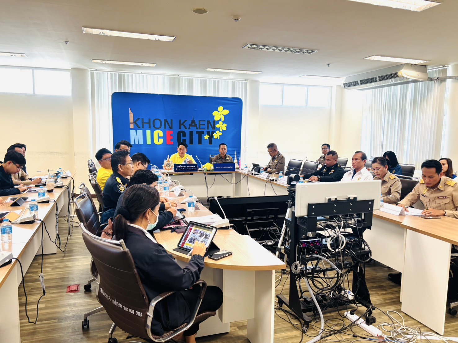 พช ขอนแก่น : ร่วมประชุมศูนย์ปฏิบัติการติดตามเร่งรัดการบำบัดรักษา ฟื้นฟูสภาพทางสังคม ป้องกันและปราบปรามยาเสพติด (ศปก.ครส.) ครั้งที่ 1/2567