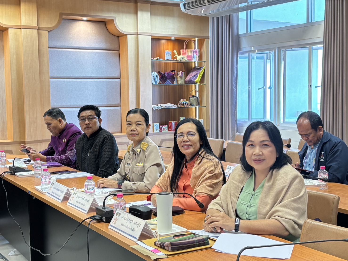 พช.ขอนแก่น : ร่วมประชุมการดำเนินงานโครงการส่งเสริมการพัฒนาชุมชนธรรมาภิบาลตามแผนบูรณาการต่อต้านการทุจริตและประพฤติมิชอบ ประจำปีงบประมาณ พ.ศ. 2568 ผ่านระบบวีดีทัศน์ทางไกล (Video Conference)