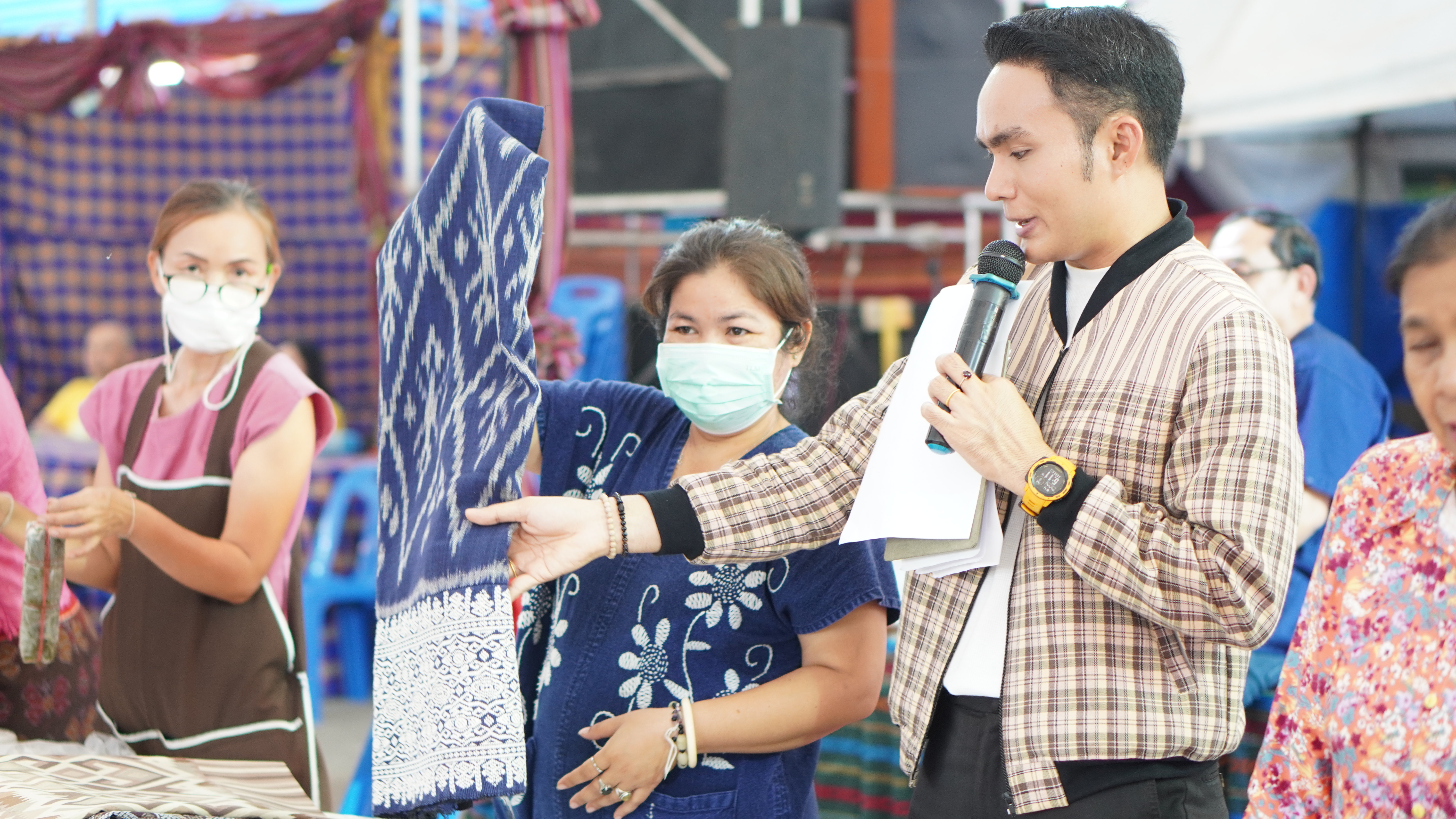 พช.ขอนแก่น :วันที่5!! ขอเชิญร่วมงานจัดแสดงและจำหน่ายผลิตภัณฑ์ชุมชน OTOP ในการจัดงานเทศกาลไหมนานาชาติ ประเพณีผูกเสี่ยว งานกาชาดจังหวัดขอนแก่น และงานขอนแก่นซอฟต์พาวเวอร์ ประจำปี 2567 ภายใต้ แนวคิด “OTOP สร้างคุณค่า สีสัน ภูมิปัญญาไทย”