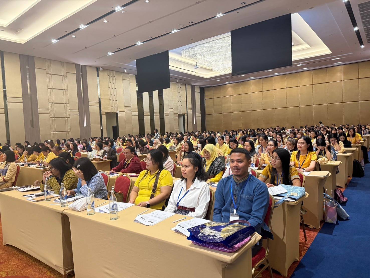 พช.ขอนแก่น : กรมการพัฒนาชุมชน ติดอาวุธให้ผู้ปฏิบัติงานด้านการเงิน การคลัง และการบัญชี ระหว่างวันที่ 23-26 ธันวาคม 2567 ณ โรงแรมเบสท์ เวสเทิร์น พลัส แวนด้า แกรนด์ ตำบลคองเกลือ อำเภอปากเกร็ด จังหวัดนนทบุรี