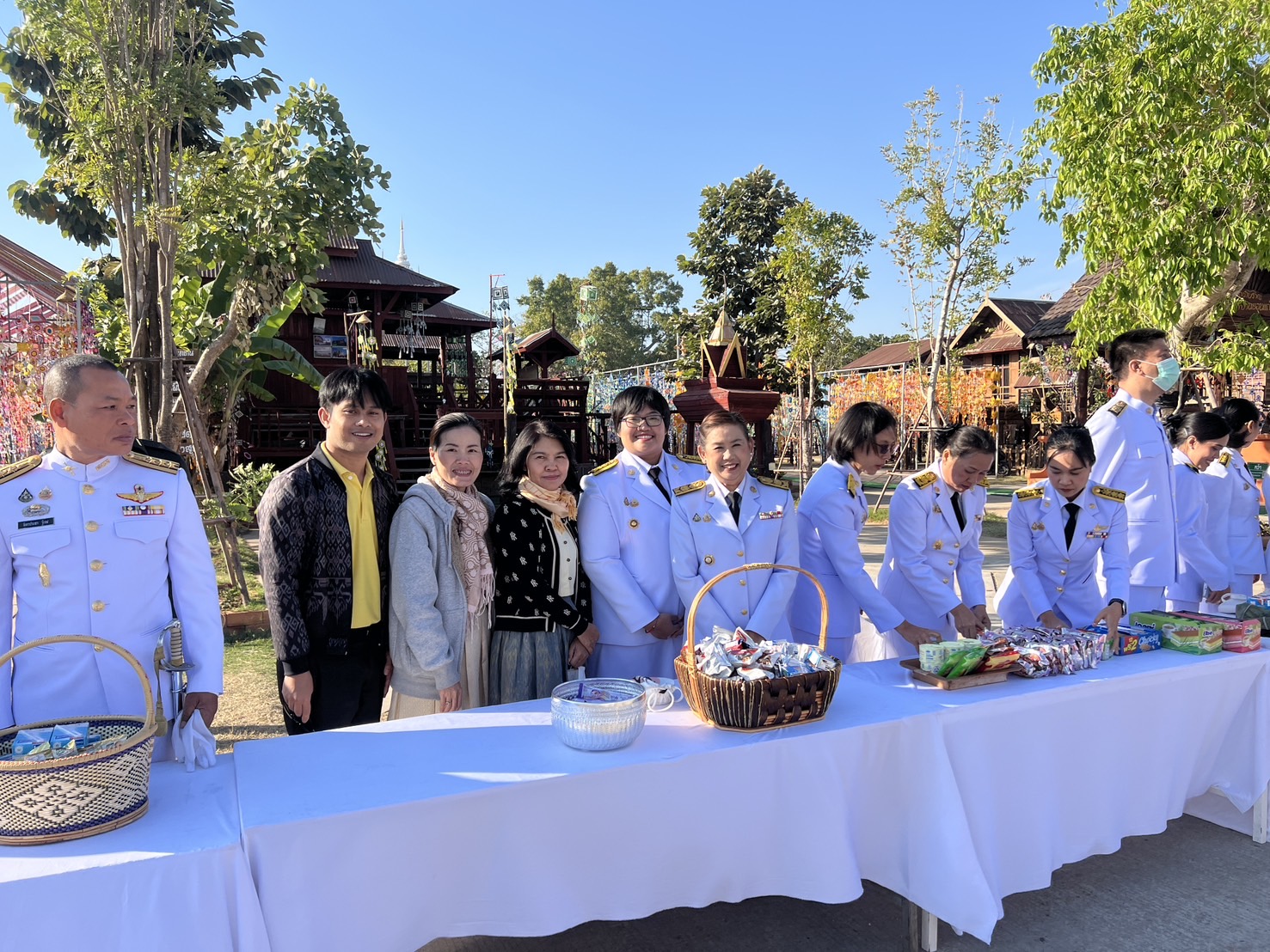 จังหวัดขอนแก่น : ประกอบพิธีเจริญพระพุทธมนต์และพิธีทางศาสนามหามงคลถวายพระราชกุศล พระบาทสมเด็จพระเจ้าอยู่หัว เนื่องในโอกาสพระราชพิธีสมมงคล พระชนมายุเท่าพระบาทสมเด็จพระพุทธยอดฟ้าจุฬาโลกมหาราช