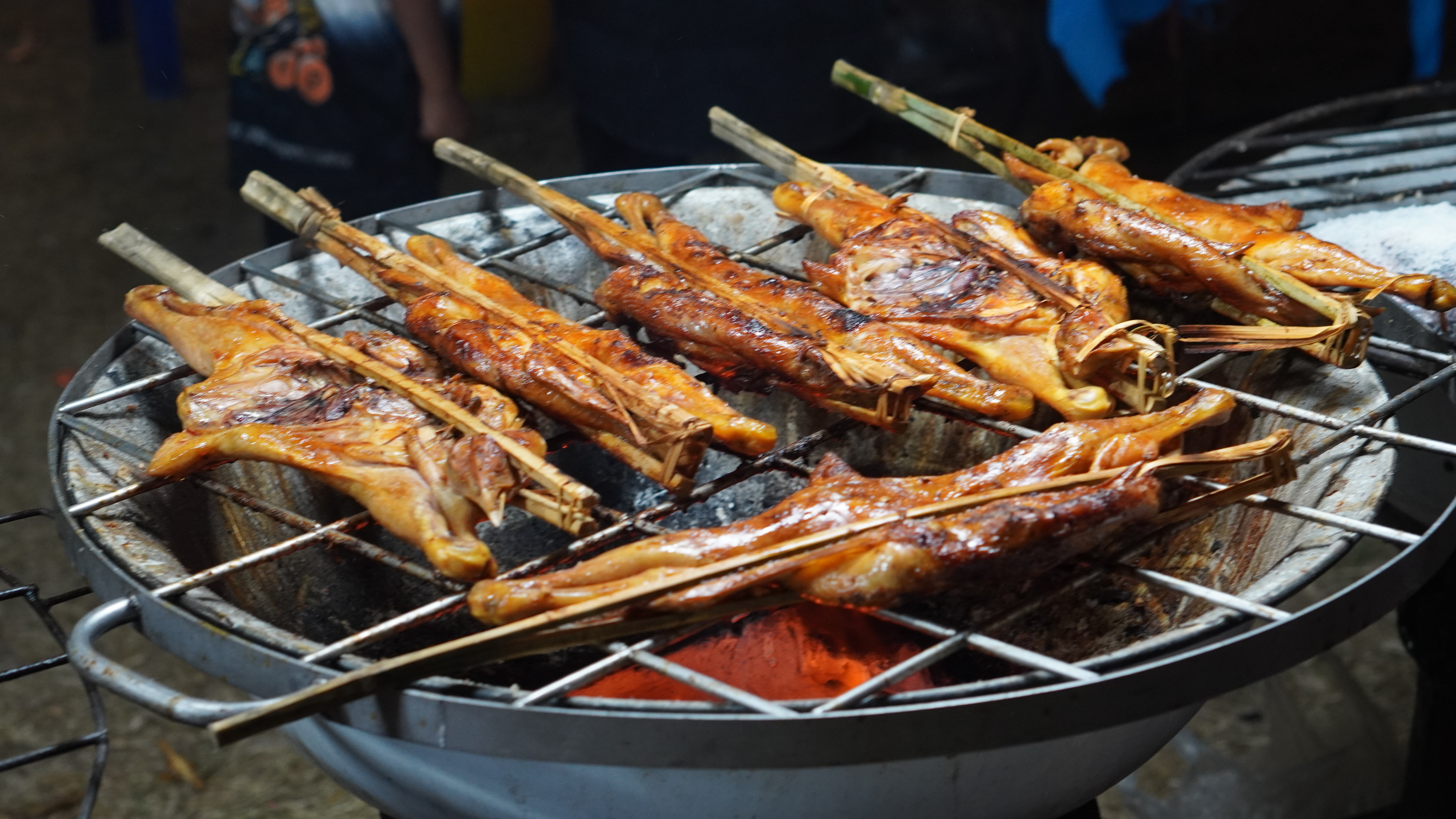 พช.ขอนแก่น : ร่วมพิธีเปิดงานเทศกาลไก่ย่างเขาสวนกวาง และประเพณีบุญกุ้มข้าวใหญ่ ประจำปี 2568