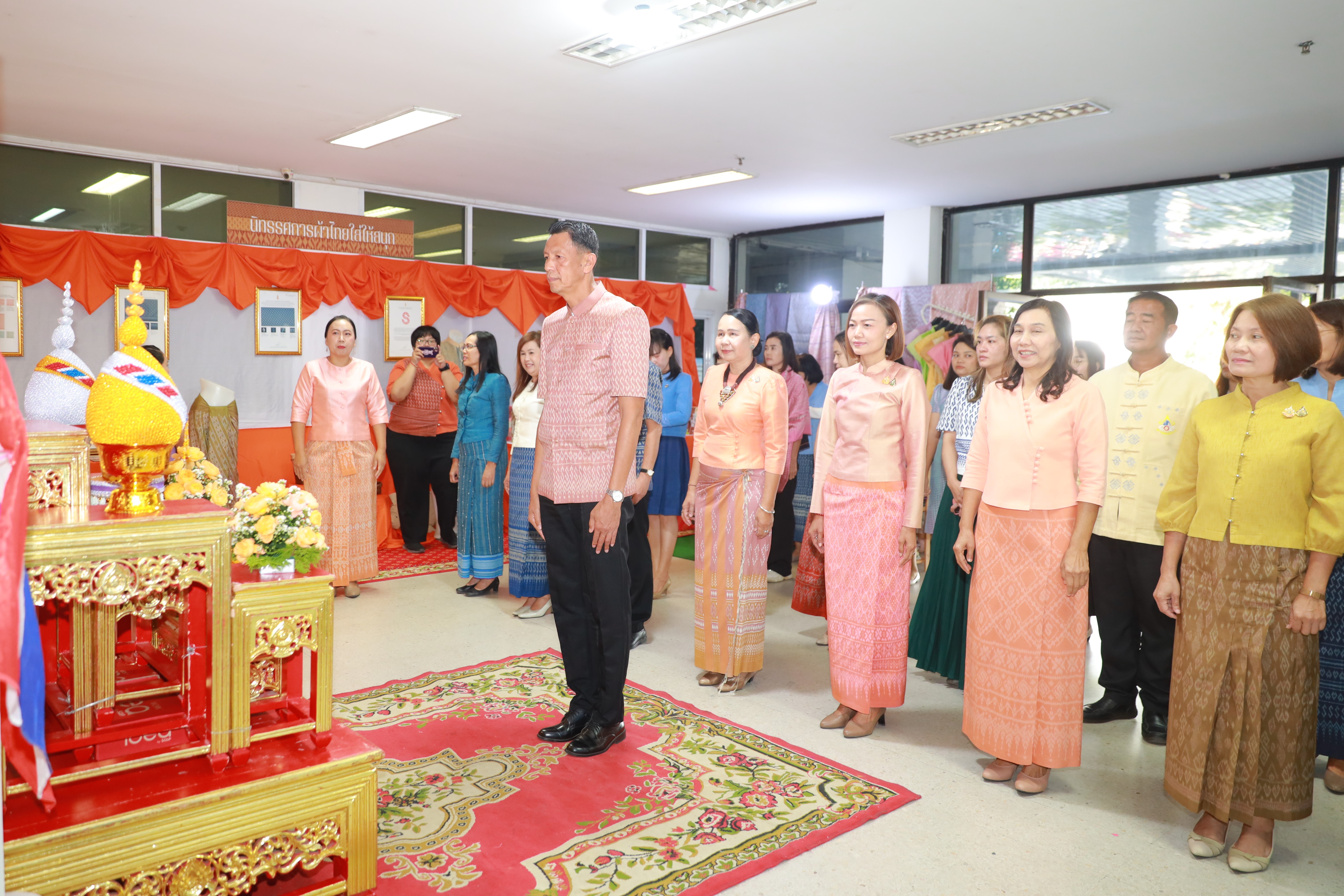 จังหวัดขอนแก่น : จัดกิจกรรมเฉลิมพระเกียรติ เนื่องในโอกาสคล้ายวันประสูติ สมเด็จพระเจ้าลูกเธอ เจ้าฟ้าสิริวัณณวรี นารีรัตนราชกัญญา 8 มกราคม 2568 วันที่ 8 มกราคม 2568 เวลา 10.30 น. ณ ห้องโถงกลาง ศาลากลางจังหวัด ชั้น 1 (หลังเก่า)