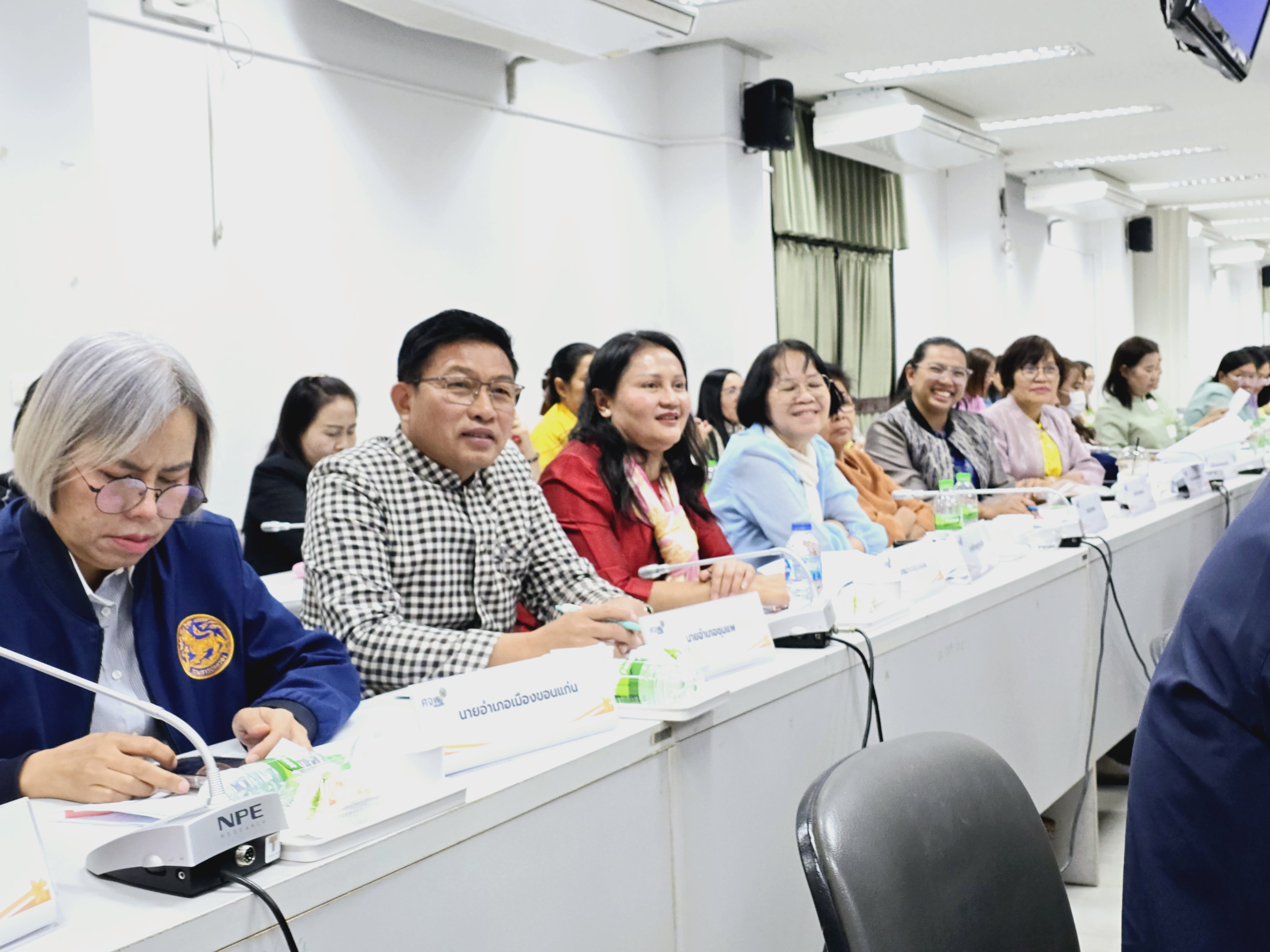 จังหวัดขอนแก่น : ประชุมคณะกรรมการบริหารศูนย์อำนวยการขจัดความยากจนและพัฒนาคนทุกช่วงวัยอย่างยั่งยืนตามหลักปรัชญาของเศรษฐกิจพอเพียง จังหวัดขอนแก่น (คจพ.จ.ขก) ครั้งที่ 1/2568