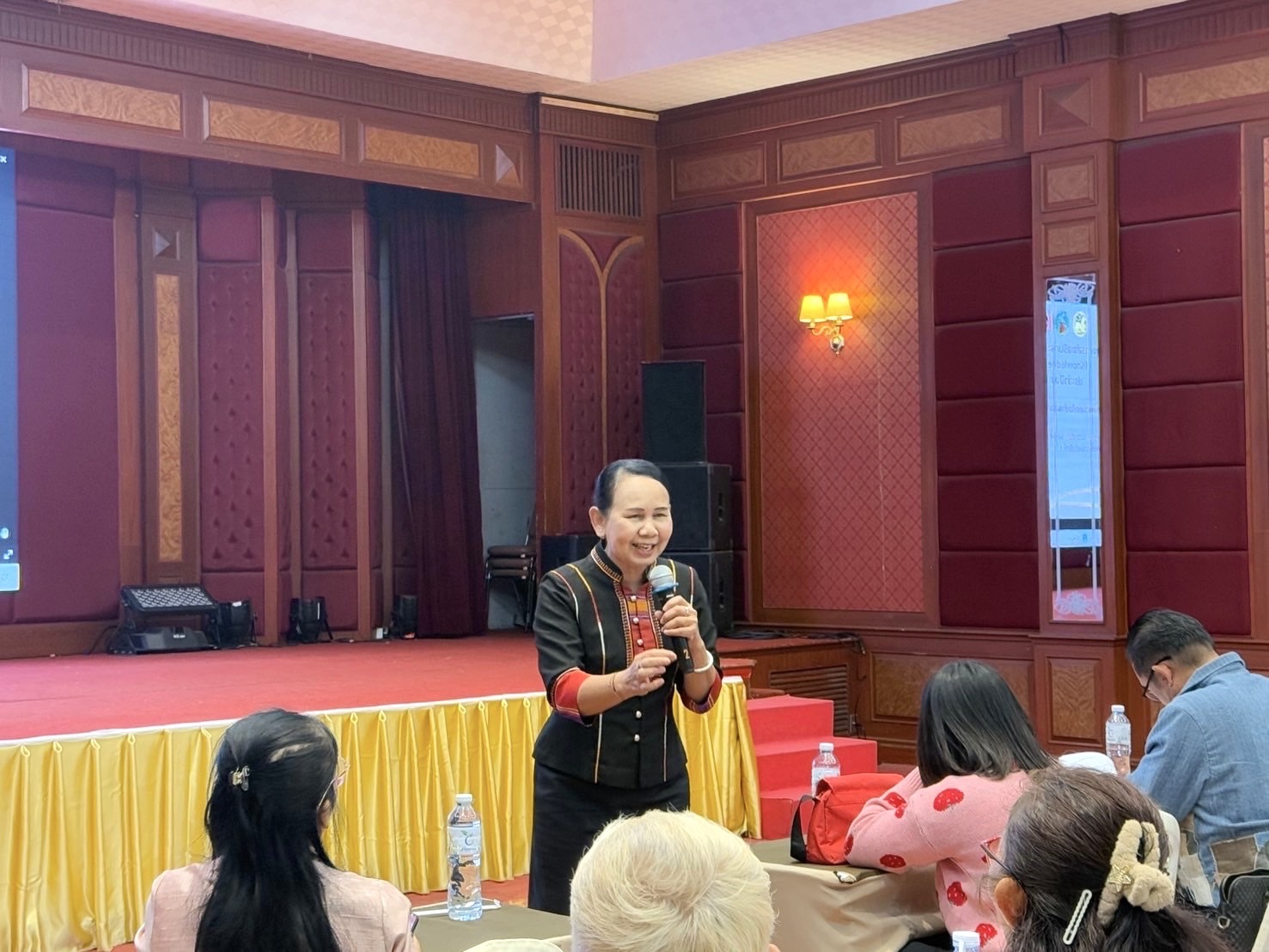 พช.ขอนแก่น : จัดโครงการส่งเสริมกระบวนการเครือข่ายองค์ความรู้ (Knowledge Based OTOP : KBO) ประจำปีงบบประมาณ พ.ศ. 2568 กิจกรรมย่อยที่ 1 : พัฒนาศักยภาพเครือข่ายองค์ความรู้ KBO จังหวัด (วันที่2)