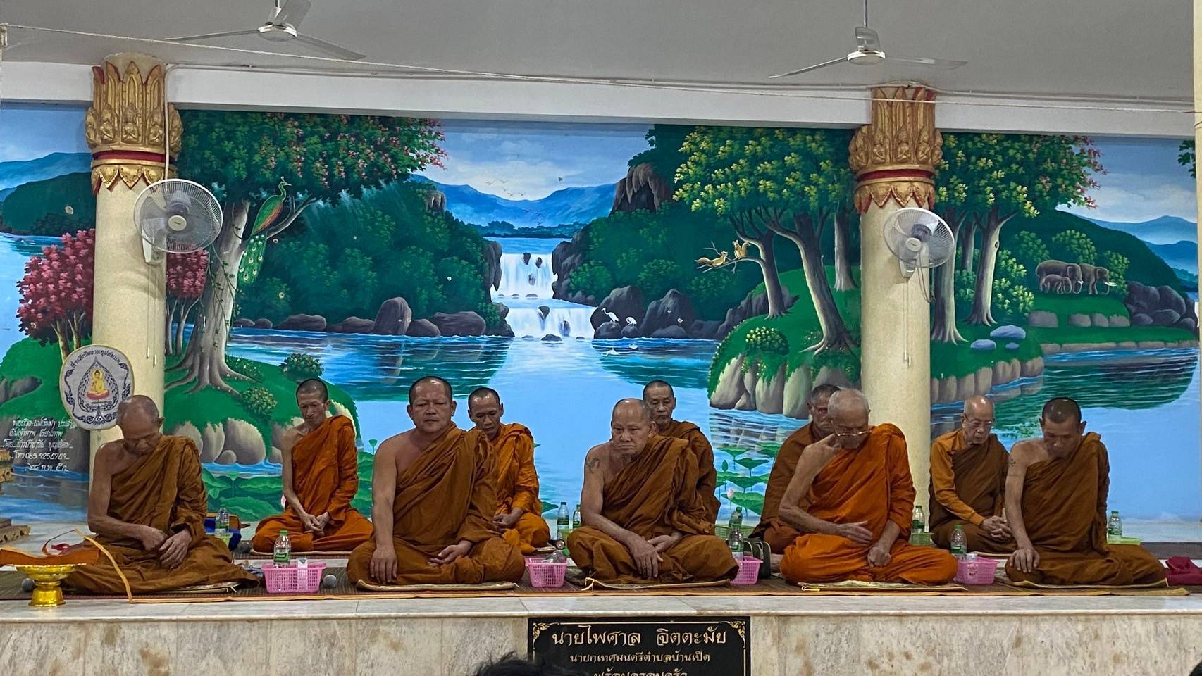 พช.ขอนแก่น : ร่วมเป็นเจ้าภาพฟังสวดพระอภิธรรม คุณแม่ทองพันธ์ อุทธา มารดาของ นางจิตราภรณ์ ศรีอ่อน พัฒนาการอำเภอมัญจาคีรี สำนักงานพัฒนาชุมชนอำเภอมัญจาคีรี