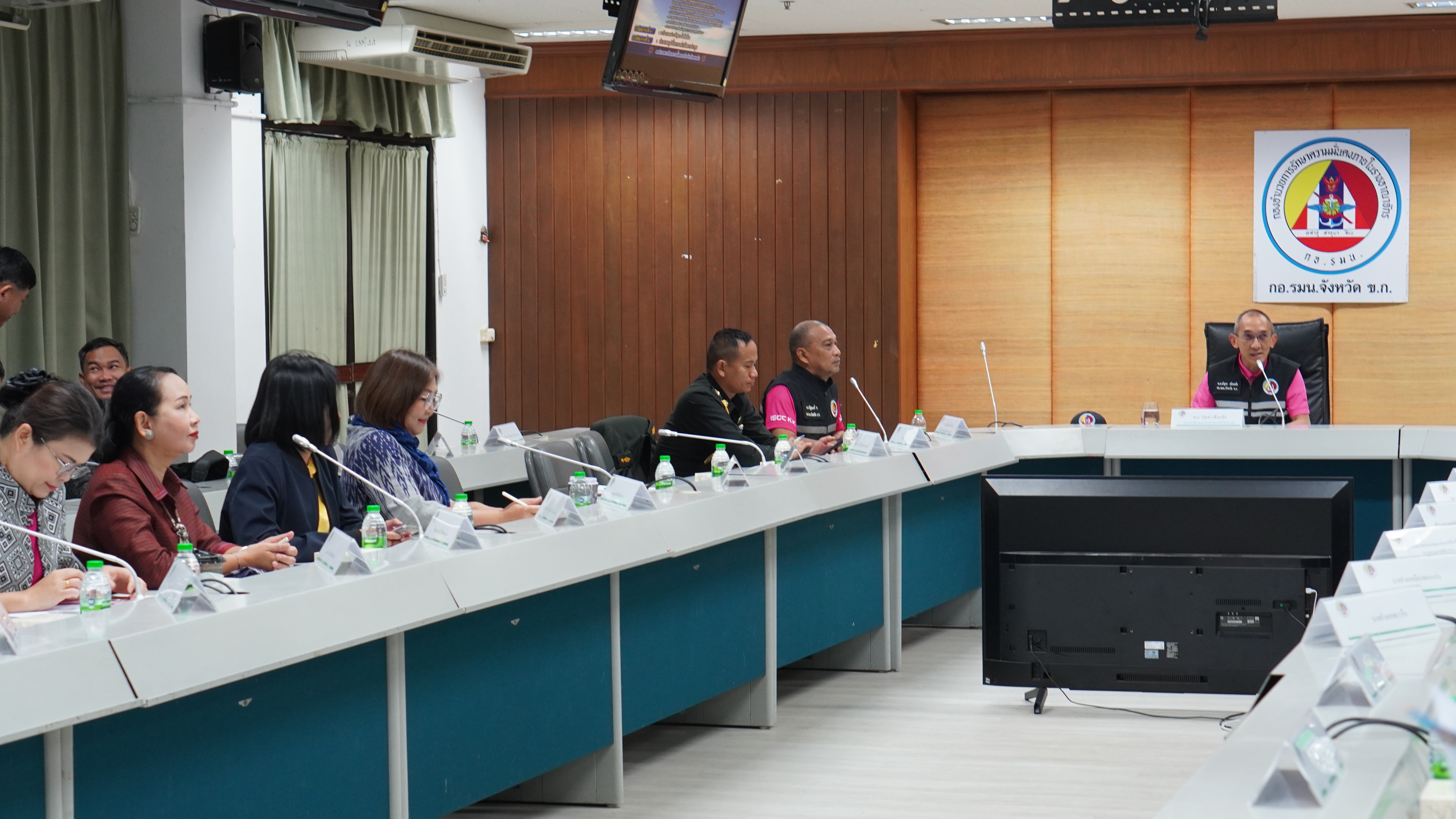 พช.ขอนแก่น : ร่วมประชุมชี้แจงการขับเคลื่อนโครงการกำกับ ติดตาม และประเมินผล โดย กอ.รมน. ภายโต้งานบริหารบัญชีลงทะเบียนจัดการขับเคลื่อนแผนงานตำบล มั่นคง มั่งคั่ง ยั่งยืน ประจำปีงบประมาณ 2568
