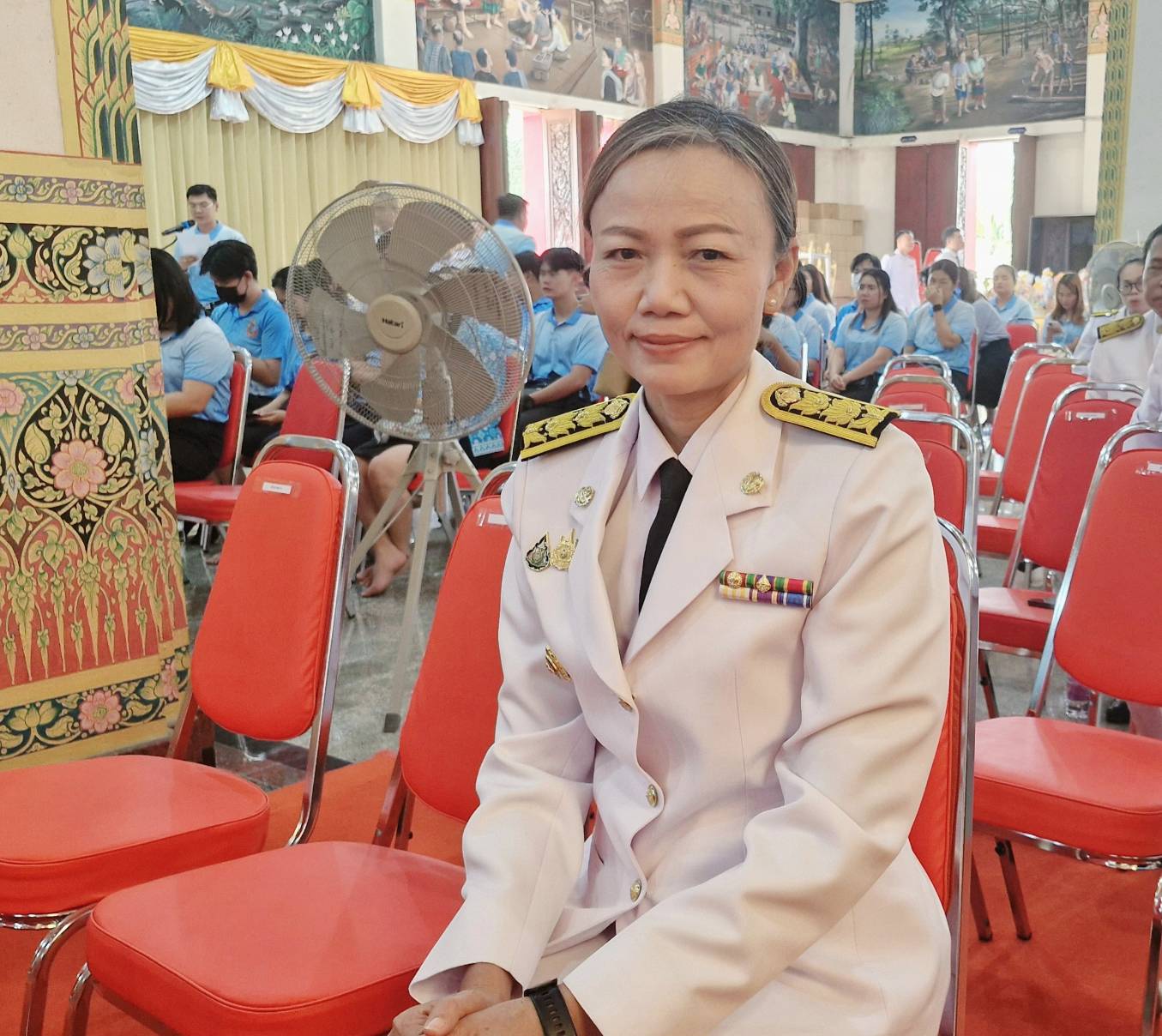 จังหวัดขอนแก่น : อัญเชิญผ้าไตร พร้อมเครื่องไทยธรรม และสิ่งของพระราชทาน ไปถวายแต่พระสงฆ์พิธีเจริญพระพุทธมนต์ เพื่อเฉลิมพระเกียรติพระบาทสมเด็จพระเจ้าอยู่หัว พระบรมวงศานุวงศ์ และเจ้าคุณพระสินีนาถ พิลาสกัลยาณี เนื่องในโอกาสวันคล้ายวันเกิด 26 มกราคม 2568