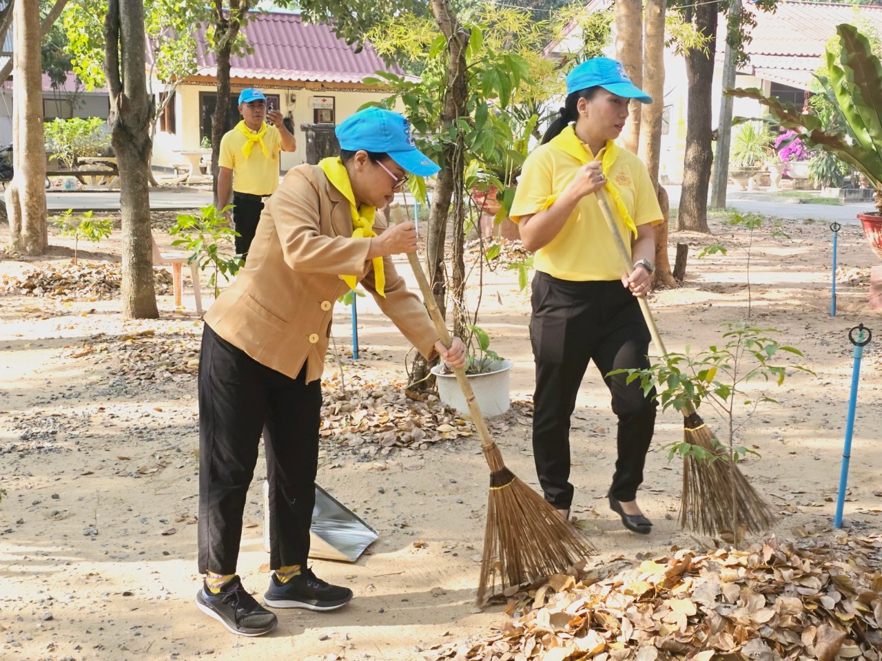 จังหวัดขอนแก่น : จัดกิจกรรมจิตอาสาพัฒนาในโอกาสวันสำคัญของชาติไทย เนื่องในโอกาสวันคล้ายวันประสูติสมเด็จพระเจ้าลูกเธอ เจ้าฟ้าสิริวัณณวรี นารีรัตนราชกัญญา ประจำปี พ.ศ. 2568
