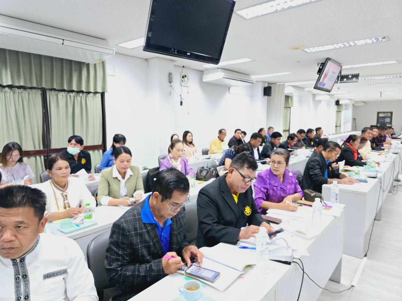 พช.ขอนแก่น : จัดประชุมเชิงปฏิบัติการเสริมสร้างทักษะคณะกรรมการบริหารศูนย์ประสานงานองค์การชุมชนระดับอำเภอ (ศอช.อ.)