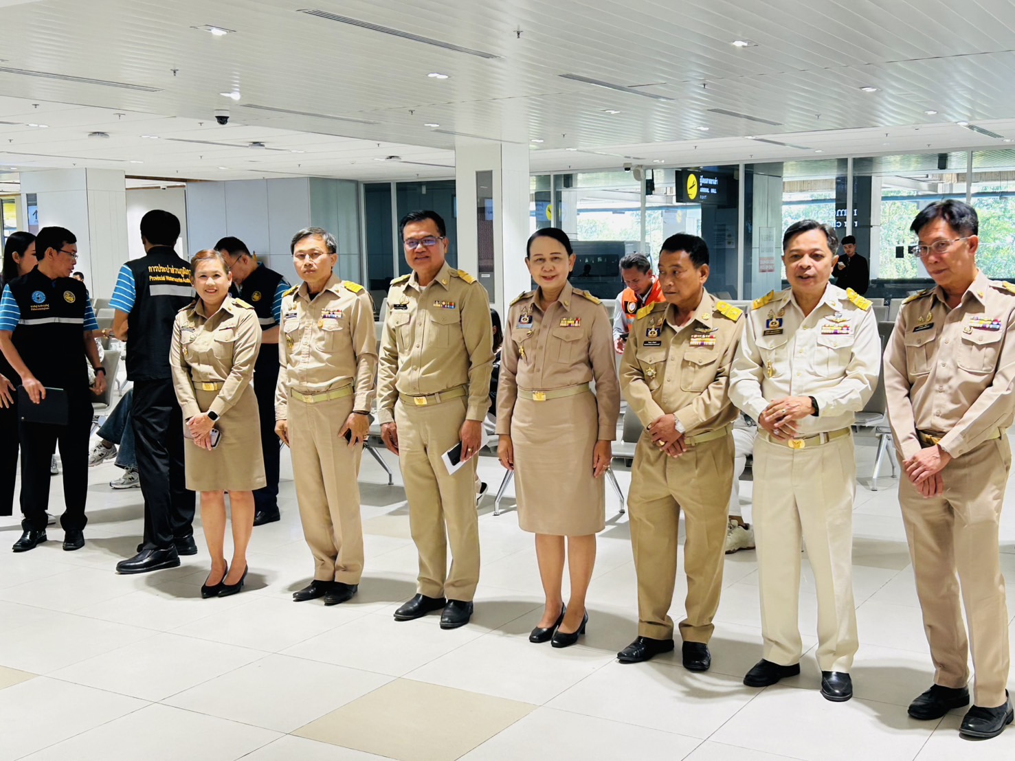 จังหวัดขอนแก่น : ต้อนรับรัฐมนตรีช่วยว่าการกระทรวงมหาดไทย (นางสาว ชาบีดา ไทยเศรษฐ์) ประธานในงาน “ประเพณีบุญกุ้มข้าวใหญ่และของดีอำเภอบ้านไผ่ ประจำปี 2568