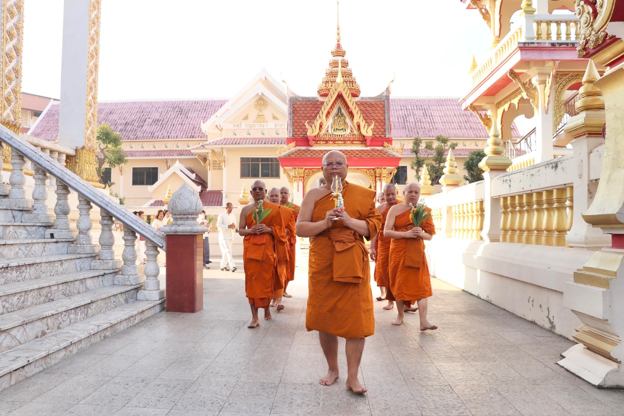 พช.ขอนแก่น : พุทธศาสนิกชนชาวขอนแก่น ร่วมทำบุญตักบาตรเนื่องในวันมาฆบูชา