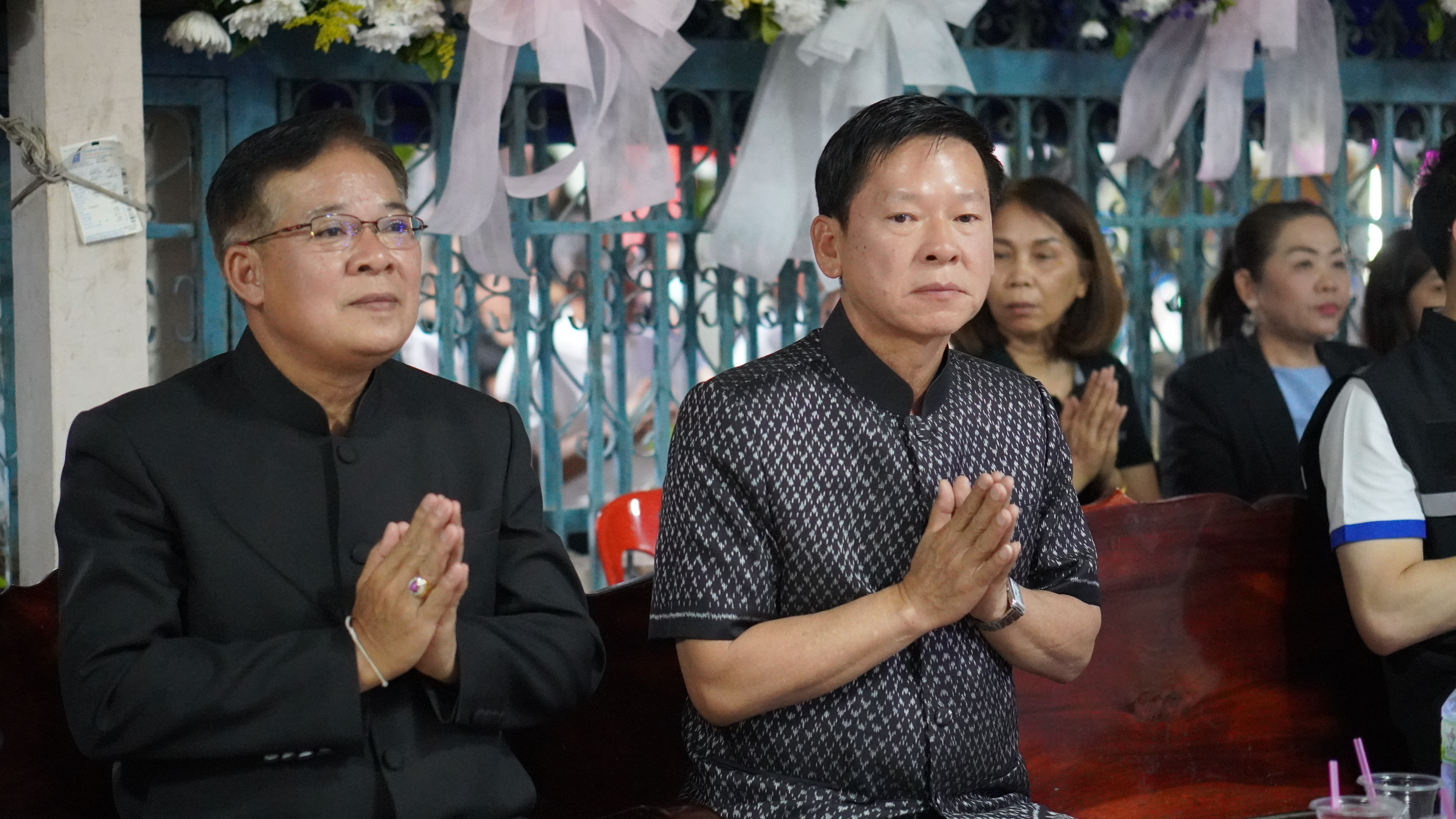 พช.ขอนแก่น : ร่วมเป็นเจ้าภาพฟังสวดพระอภิธรรม คุณพ่อสมบท มีด้วง บิดาของนางจิรภา เชื้อดวงผุยพัฒนาการจังหวัดขอนแก่น สพจ.ขอนแก่น (คืนที่2)
