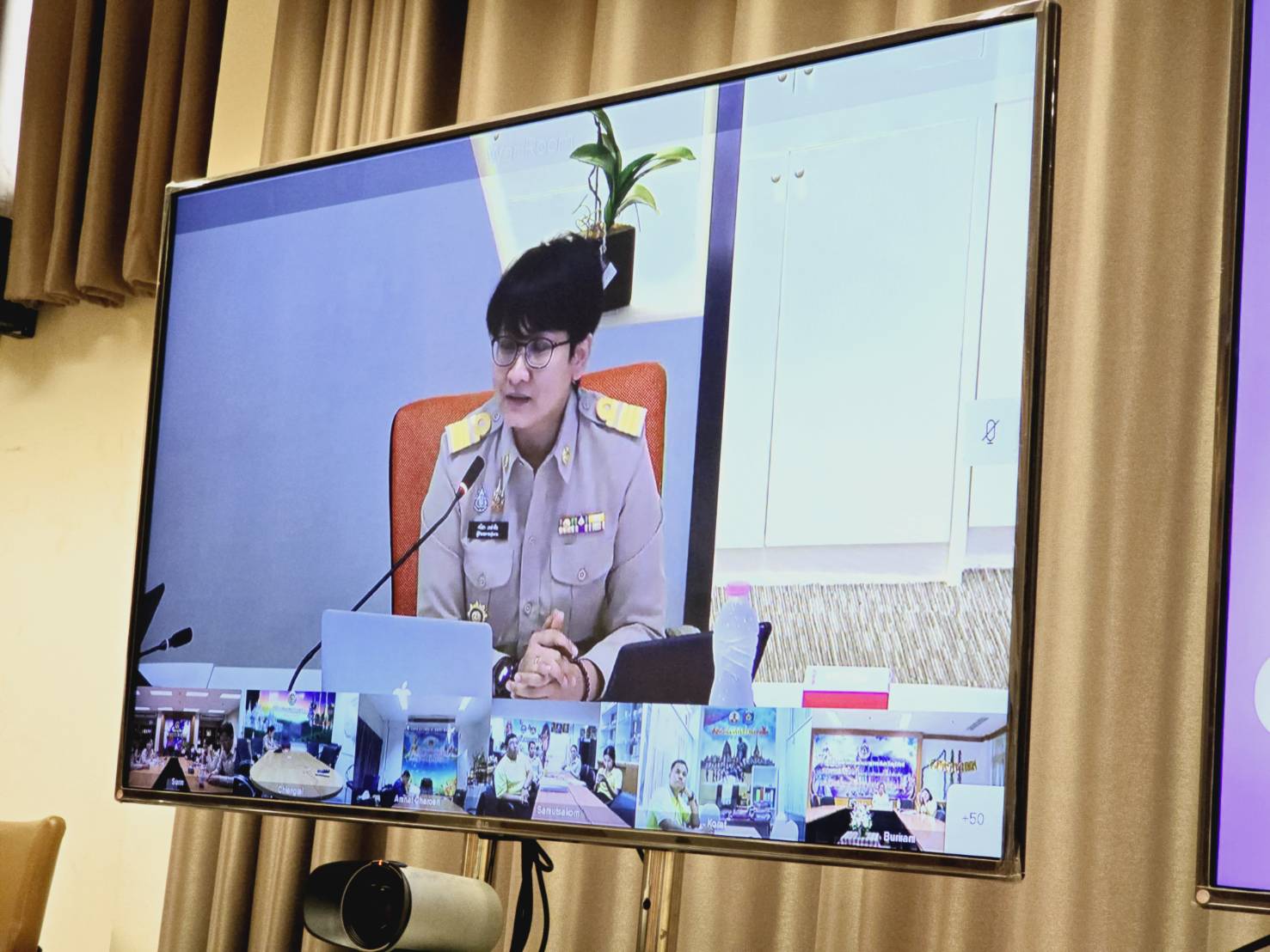 พช.ขอนแก่น : ร่วมการประชุมฝึกอบรมการใช้งานระบบโปรแกรมบันทึกและประมวลผลข้อมูลความจำเป็นพื้นฐาน (จปฐ.) และข้อมูลพื้นฐานระดับหมู่บ้าน (กชช. 2ค) ปี 2568 ผ่านระบบวีดิทัศน์ทางไกล (Video Conference)