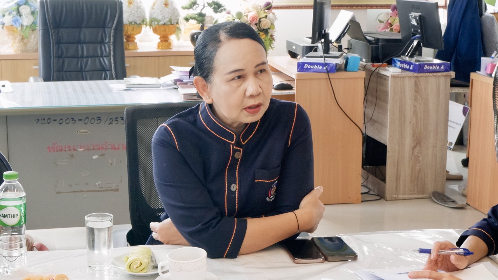 พช.ขอนแก่น : นำทีมลงพื้นที่สนับสนุนการขับเคลื่อนการดำเนินงานพัฒนาชุมชนและศูนย์เรียนรู้ฯ โคก หนอง นา อำเภอหนองเรือ