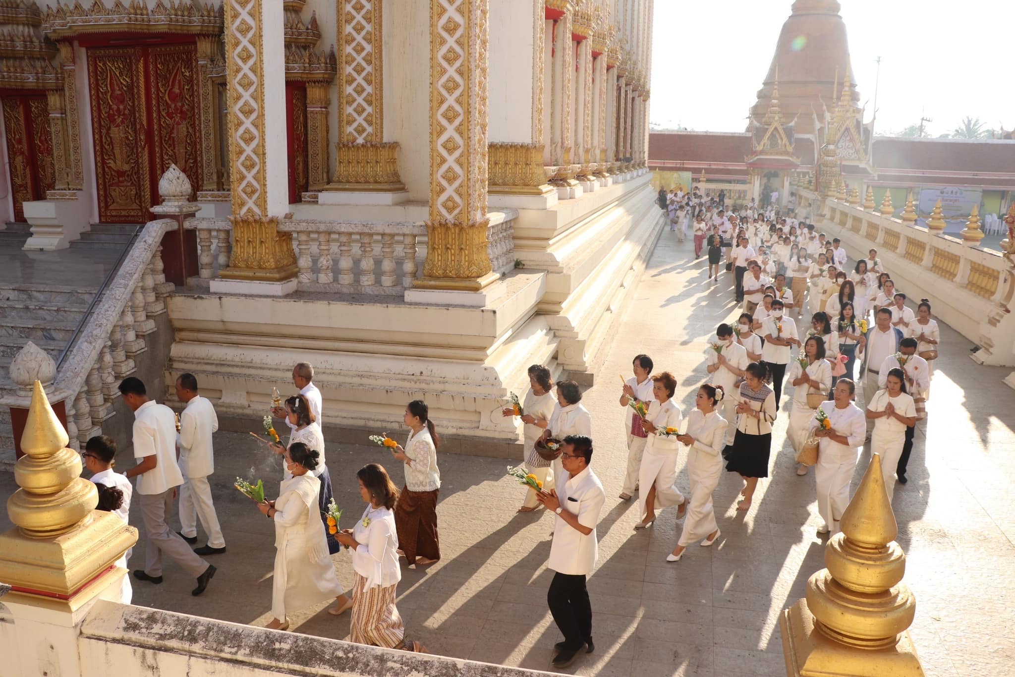 พช.ขอนแก่น : พุทธศาสนิกชนชาวขอนแก่น ร่วมทำบุญตักบาตรเนื่องในวันมาฆบูชา