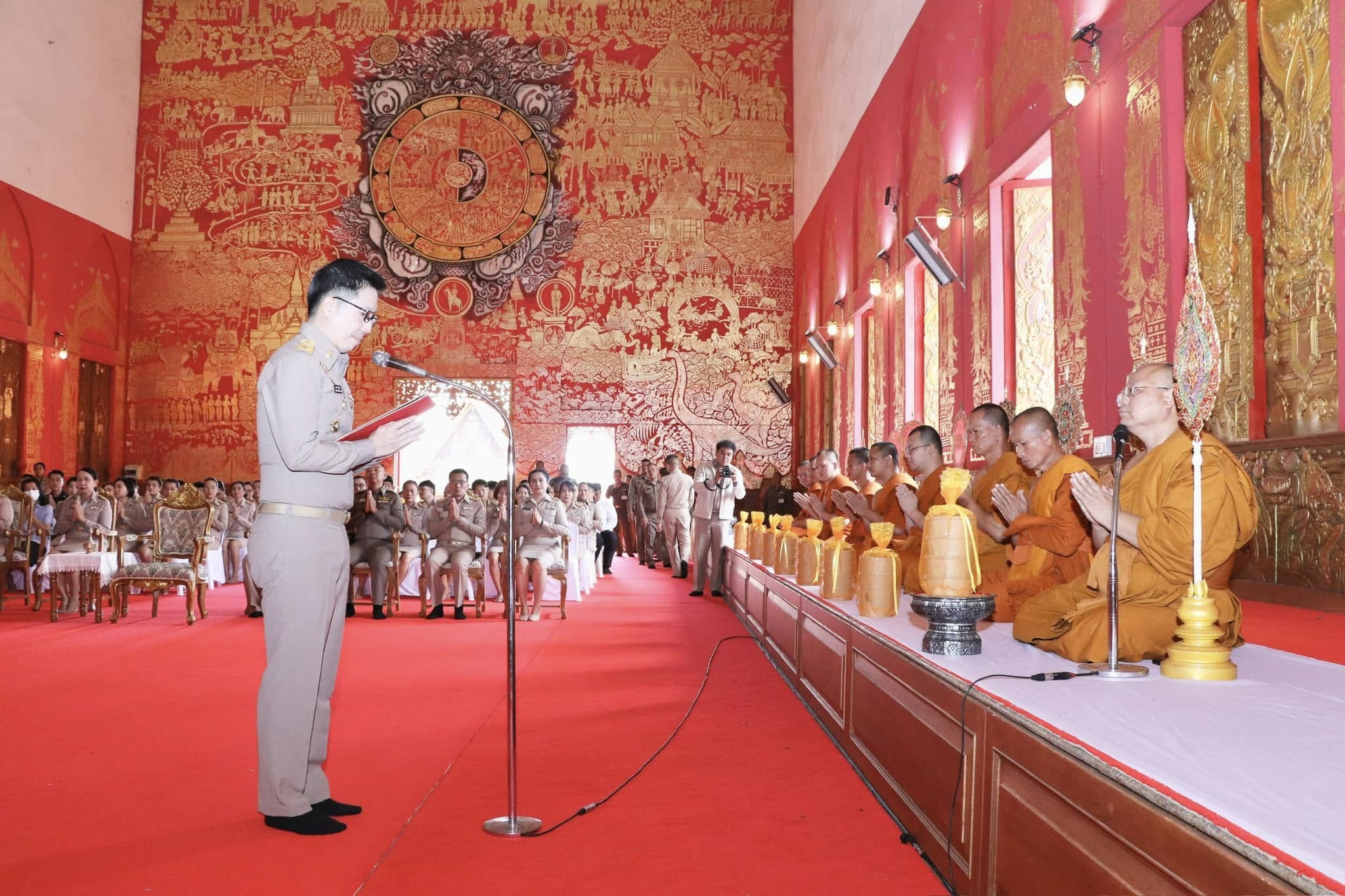 พช.ขอนแก่น : ร่วมกิจกรรมและปฏิบัติพิธีถวายภัตตาหารพระราชทานของพระบาทสมเด็จพระเจ้าอยู่หัวแด่พระภิกษุ สามเณร ในการสอบบาลีสนามหลวง ปี พ.ศ. 2568