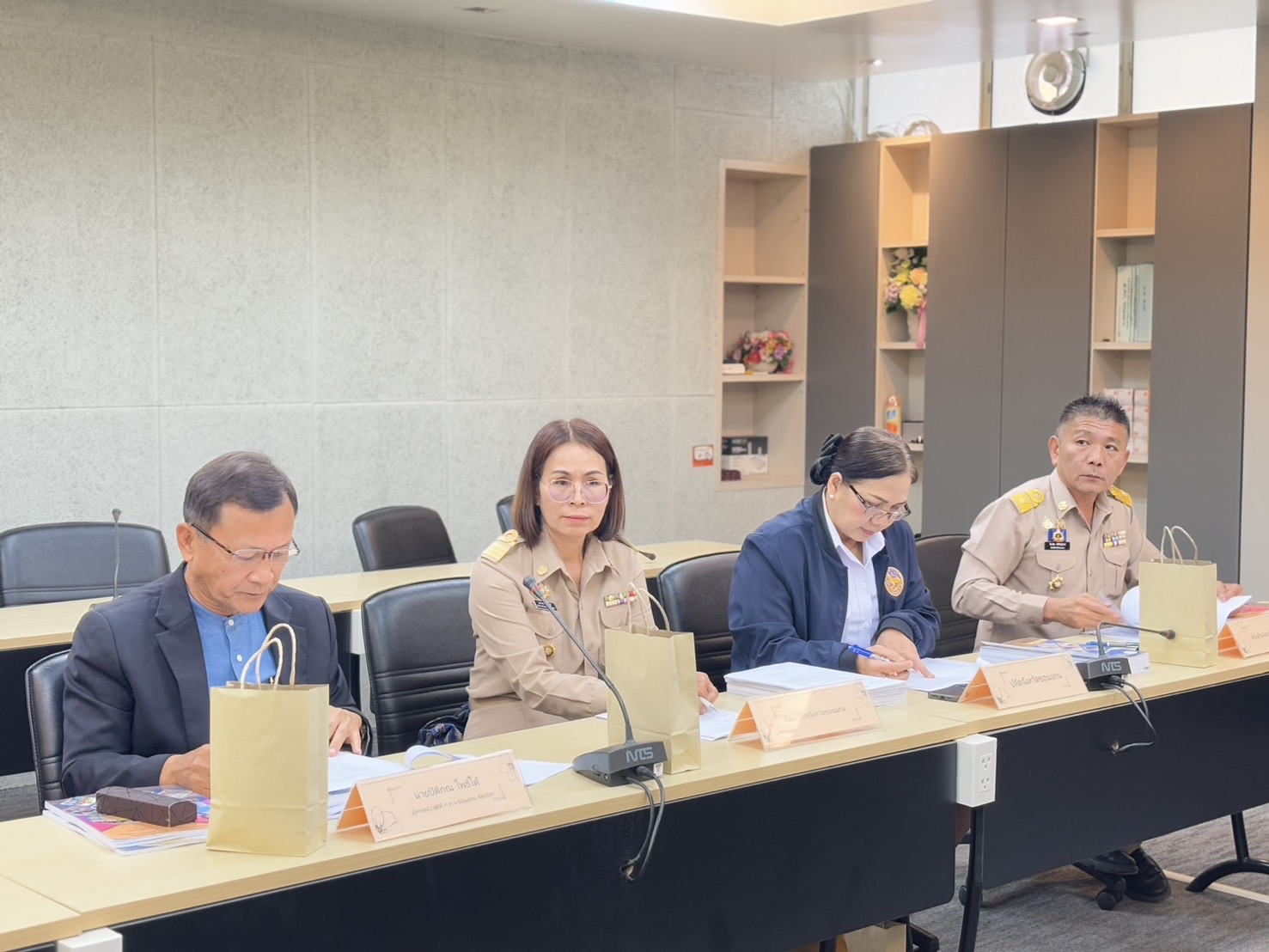พช.ขอนแก่น : ร่วมประชุมคณะกรรมการคัดเลือกข้าราชการส่วนท้องถิ่นดีเด่นระดับจังหวัด จังหวัดขอนแก่น