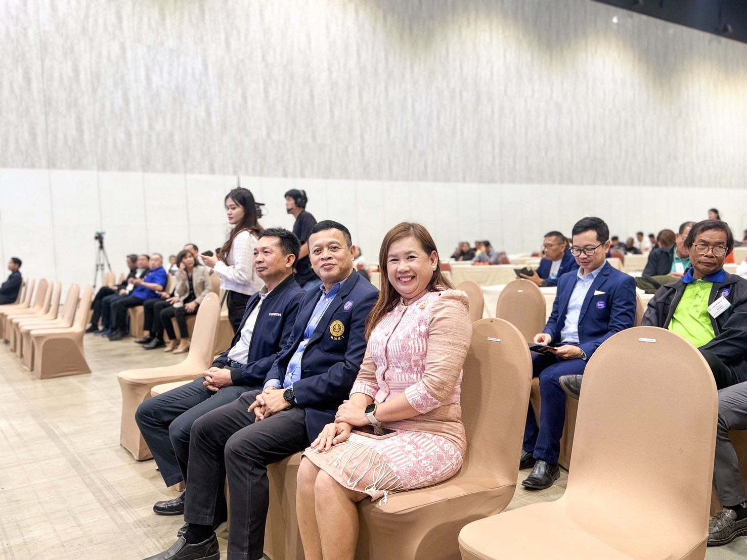 พช.ขอนแก่น : ร่วมงานพิธีเปิดงานแสดงสินค้าเทคโนโลยี นวัตกรรมดิจิทัล เพื่อธุรกิจ ครั้งที่ 2 “SMART BUSINESS EXPO 2025”