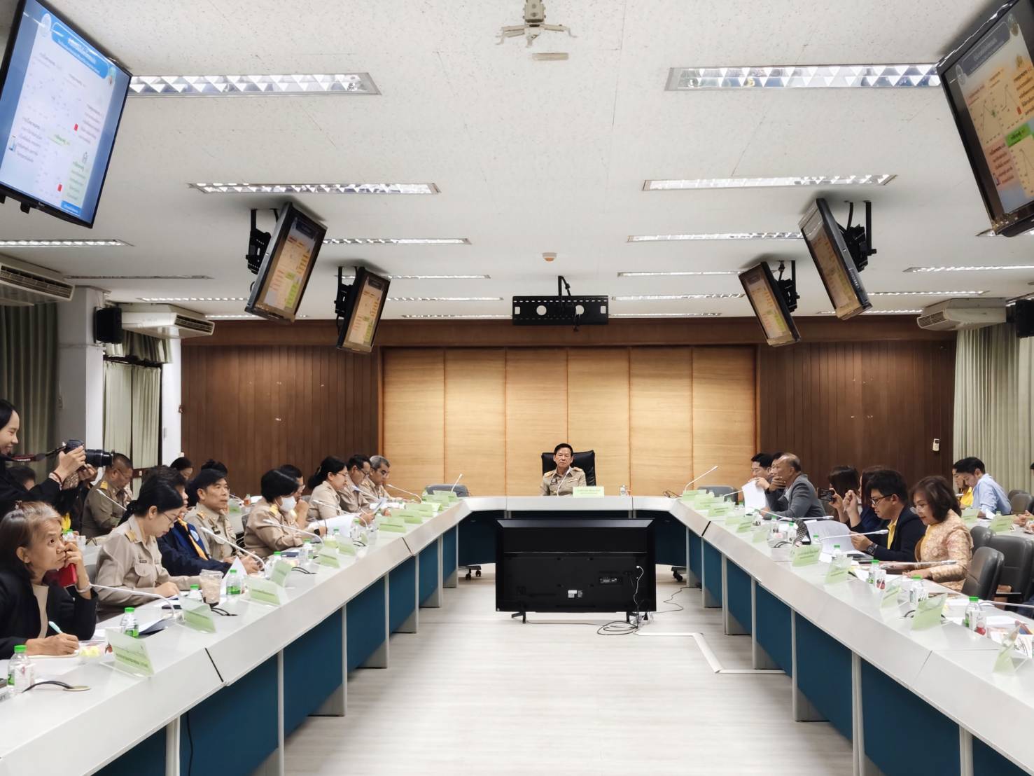 พช.ขอนแก่น : ร่วมประชุมคณะกรรมการร่วมภาครัฐและเอกชนเพื่อพัฒนาและแก้ไขปัญหาทางเศรษฐกิจ จังหวัดขอนแก่น (กรอ.จังหวัดขอนแก่น) ครั้งที่ 1/2568