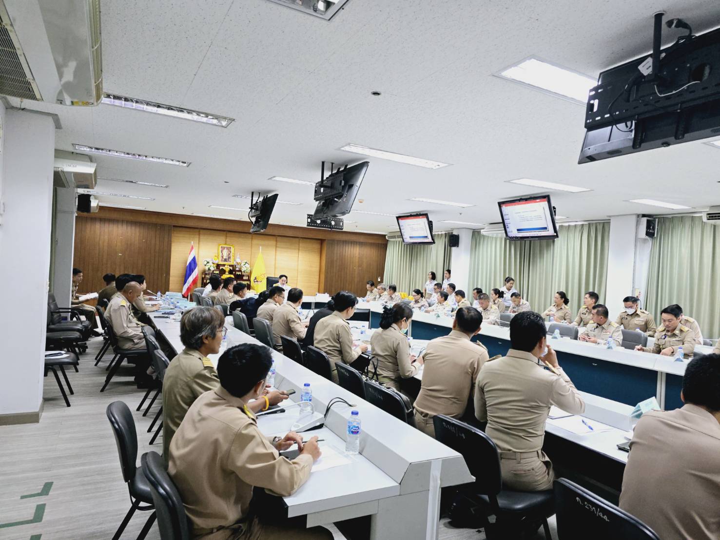 พช.ขอนแก่น : ประชุมนายอำเภอ และหัวหน้าส่วนราชการ สังกัดกระทรวงมหาดไทย จังหวัดขอนแก่น ครั้งที่ 2/2568 ประจำเดือนกุมภาพันธ์ 2568