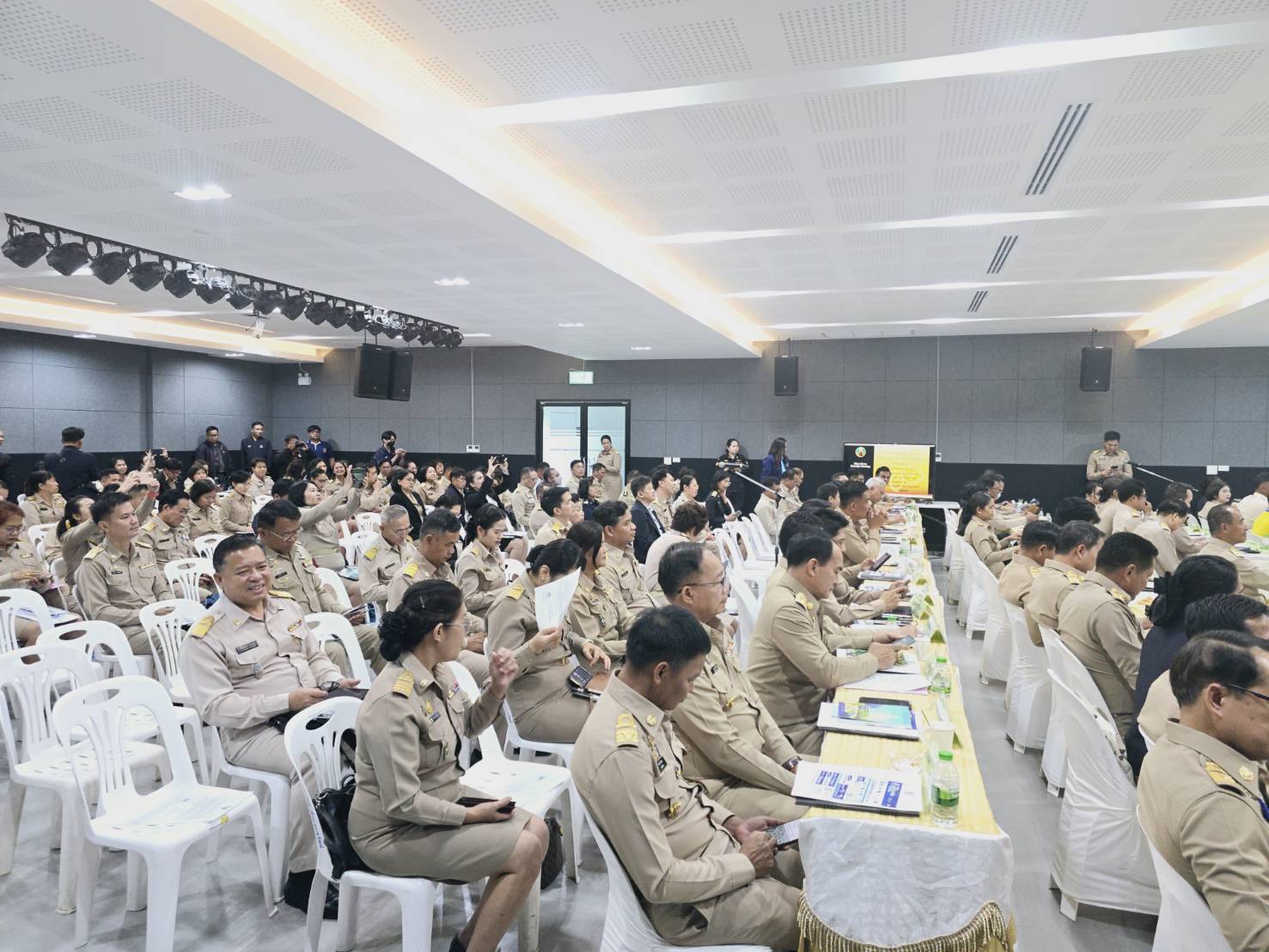 พช.ขอนแก่น : ร่วมประชุมกรมการจังหวัด หัวหน้าส่วนราชการ หัวหน้าหน่วยงานรัฐวิสาหกิจ จังหวัดขอนแก่น ครั้งที่ 2/2568