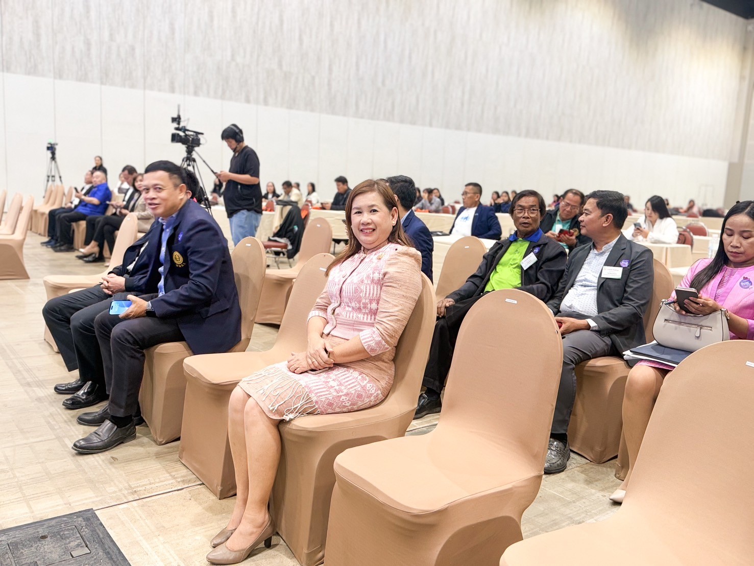 พช.ขอนแก่น : ร่วมงานพิธีเปิดงานแสดงสินค้าเทคโนโลยี นวัตกรรมดิจิทัล เพื่อธุรกิจ ครั้งที่ 2 “SMART BUSINESS EXPO 2025”