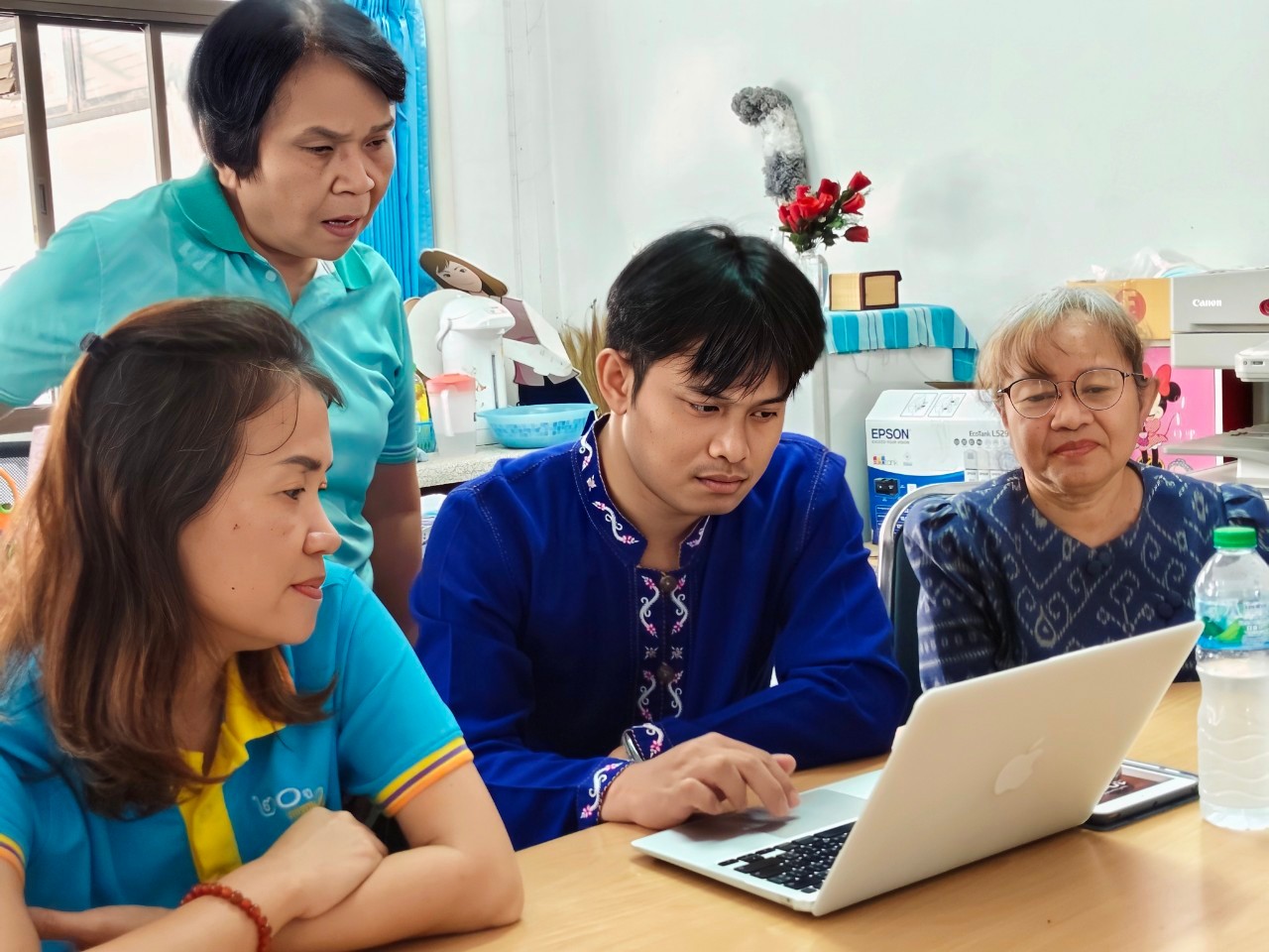 พช.ขอนแก่น : ลงพื้นที่ ติดตาม และสนับสนุนการบริหารการจัดเก็บข้อมูลความจำเป็นพื้นฐาน (จปฐ.) ในระดับพื้นที่