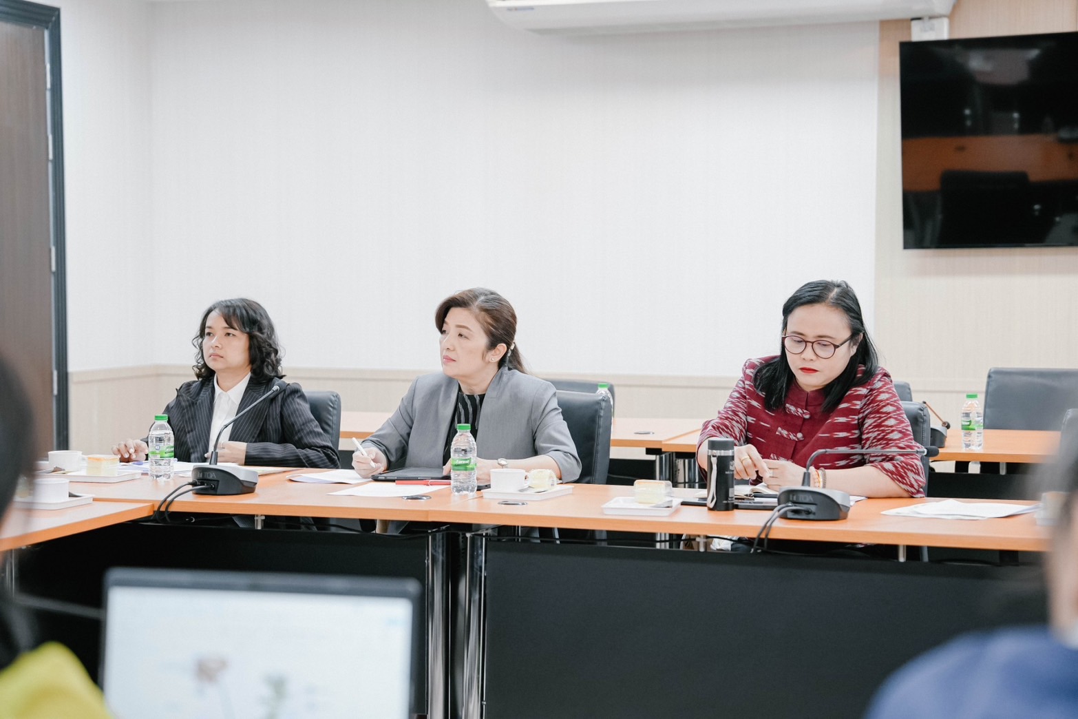 พช.ขอนแก่น : ร่วมประชุมหารือการจัดกิจกรรมเสริมสร้างสมรรถนะผู้ประกอบการในระเบียงเศรษฐกิจพิเศษ ภาคตะวันออกเฉียงเหนือ
