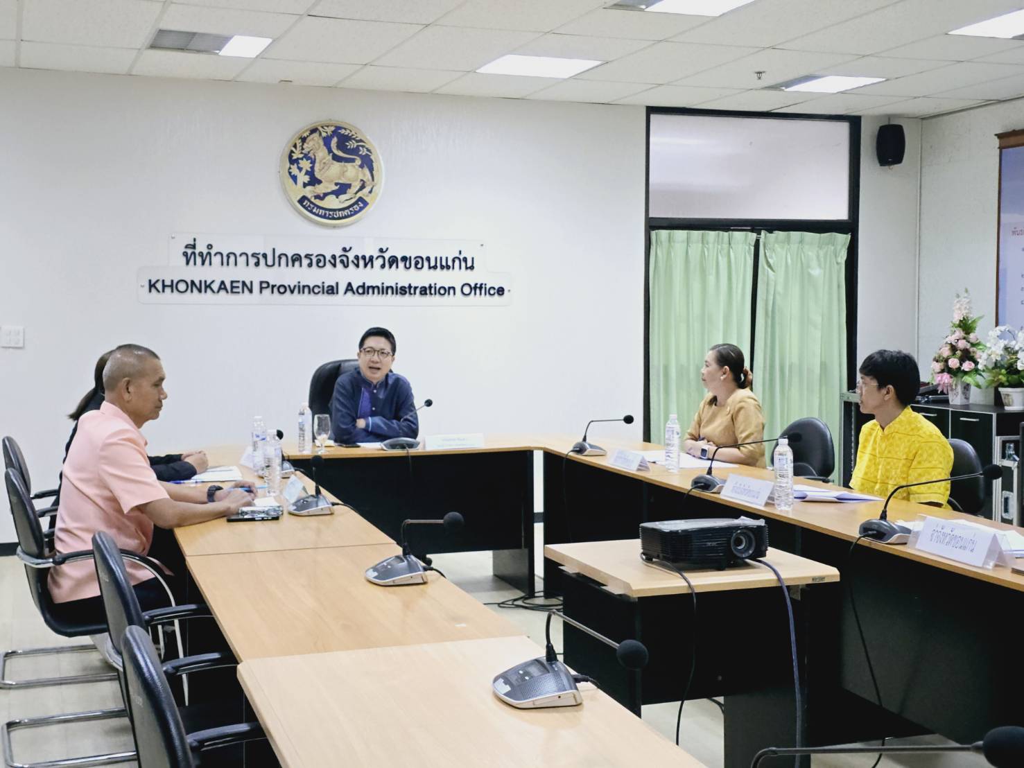 พช.ขอนแก่น : ร่วมประชุมคณะกรรมการประเมินผลโครงการคัดเลือกหมู่บ้านเข้มแข็งตามแนวทางแผ่นดินธรรม แผ่นดินทอง (หมู่บ้าน อยู่เย็น ) ประจำปี งบประมาณ 2568