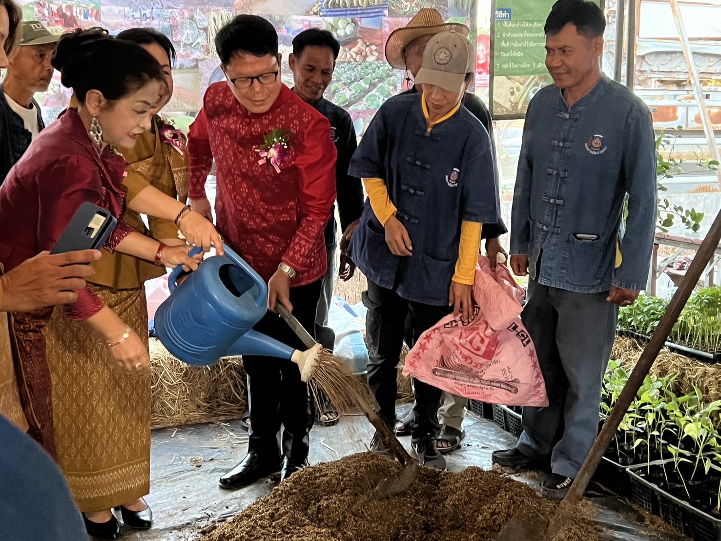 พช.ขอนแก่น : ร่วมพิธีเปิดงานประเพณีบุญคูณลาน สู่ขวัญข้าว อำเภอแวงน้อย ประจำปี 2568